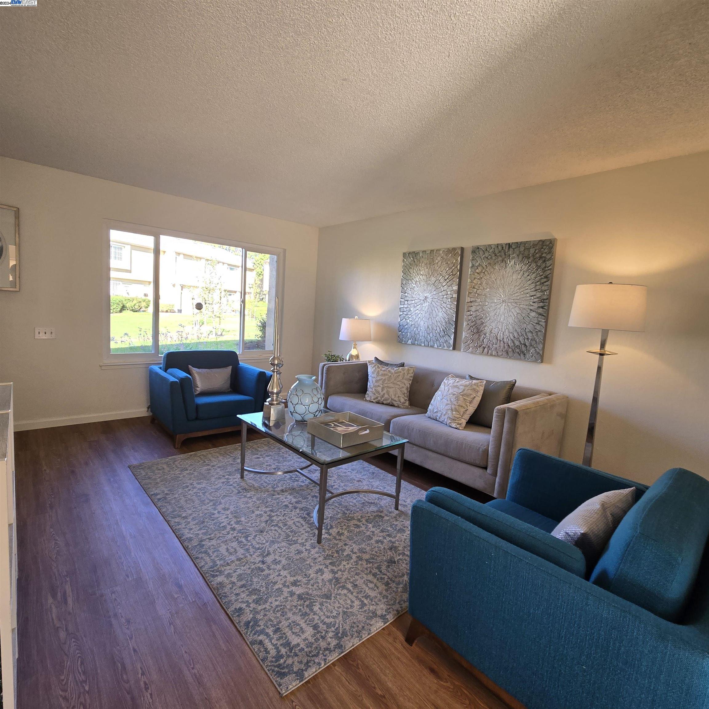 Photo #2: 41073224 Listing 