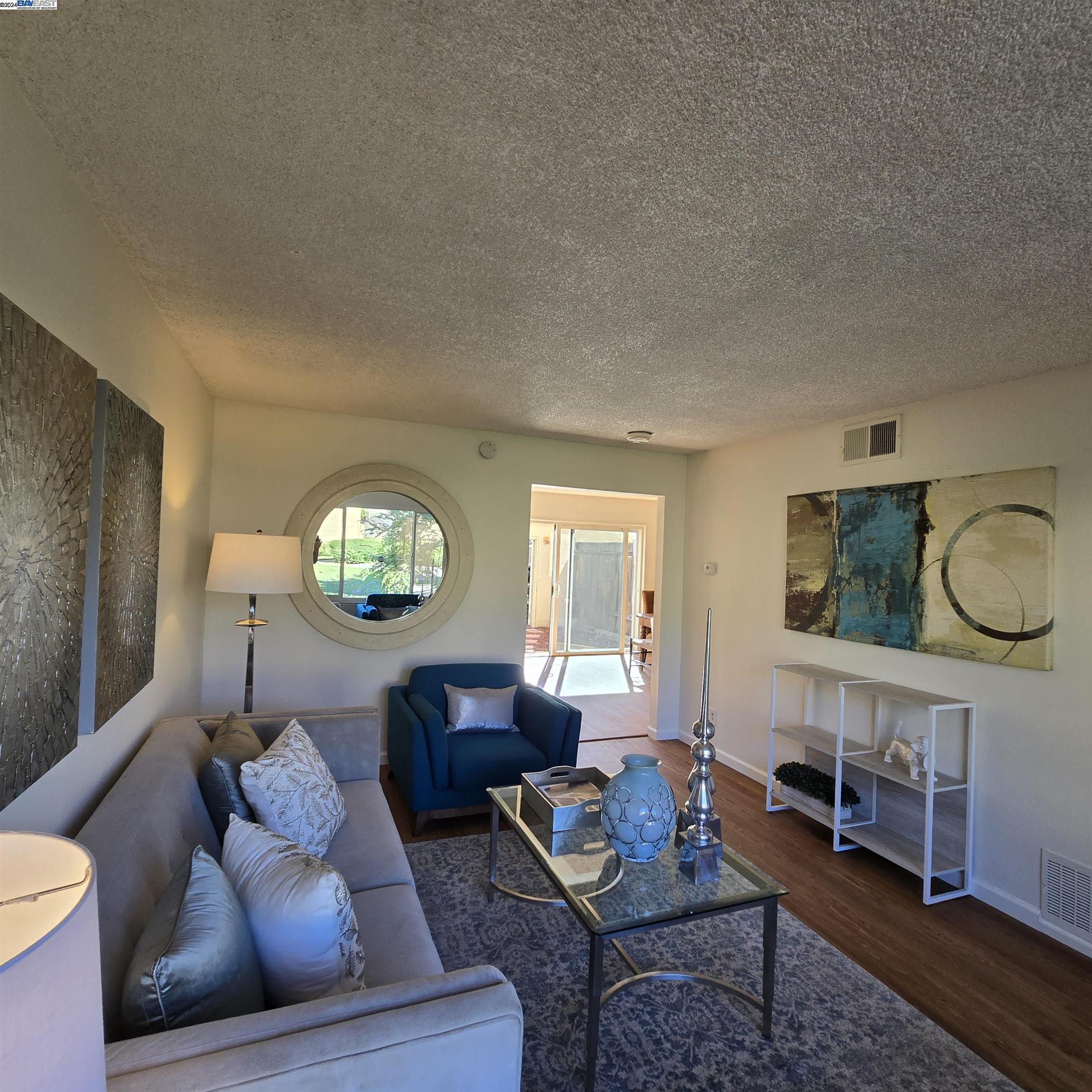 Photo #3: 41073224 Listing 