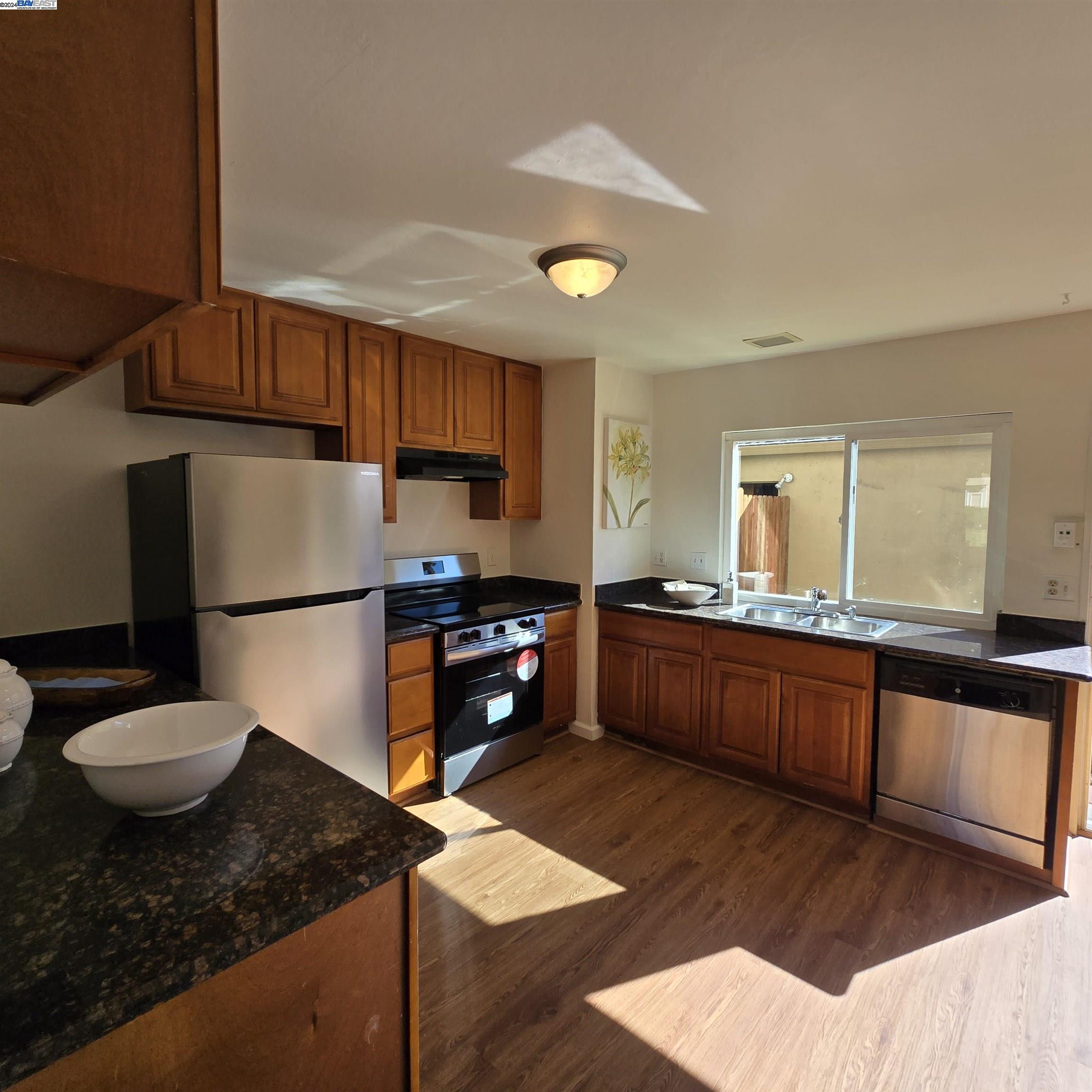 Photo #4: 41073224 Listing 