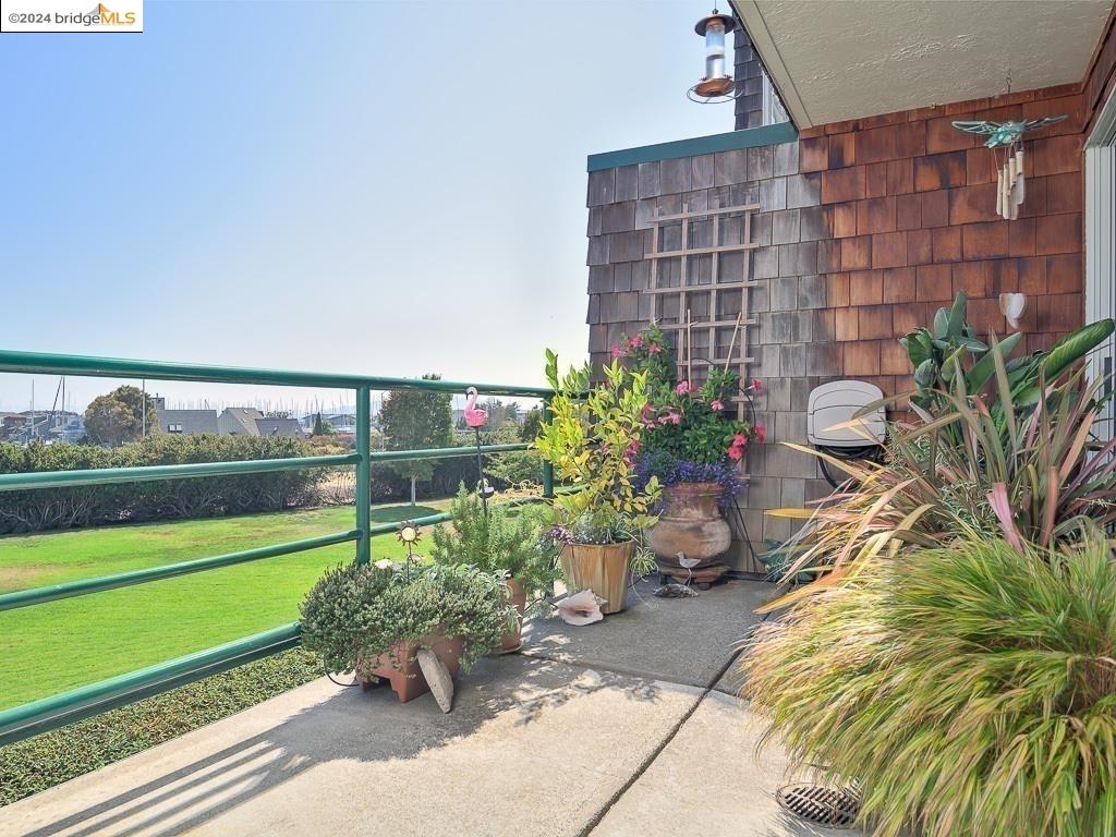 Photo #2: 41073232 Listing 