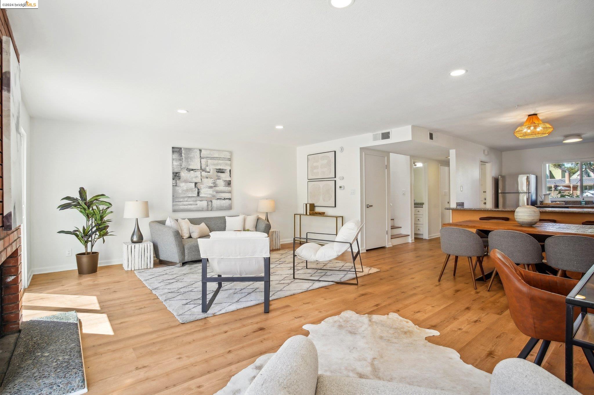 Photo #4: 41073233 Listing 