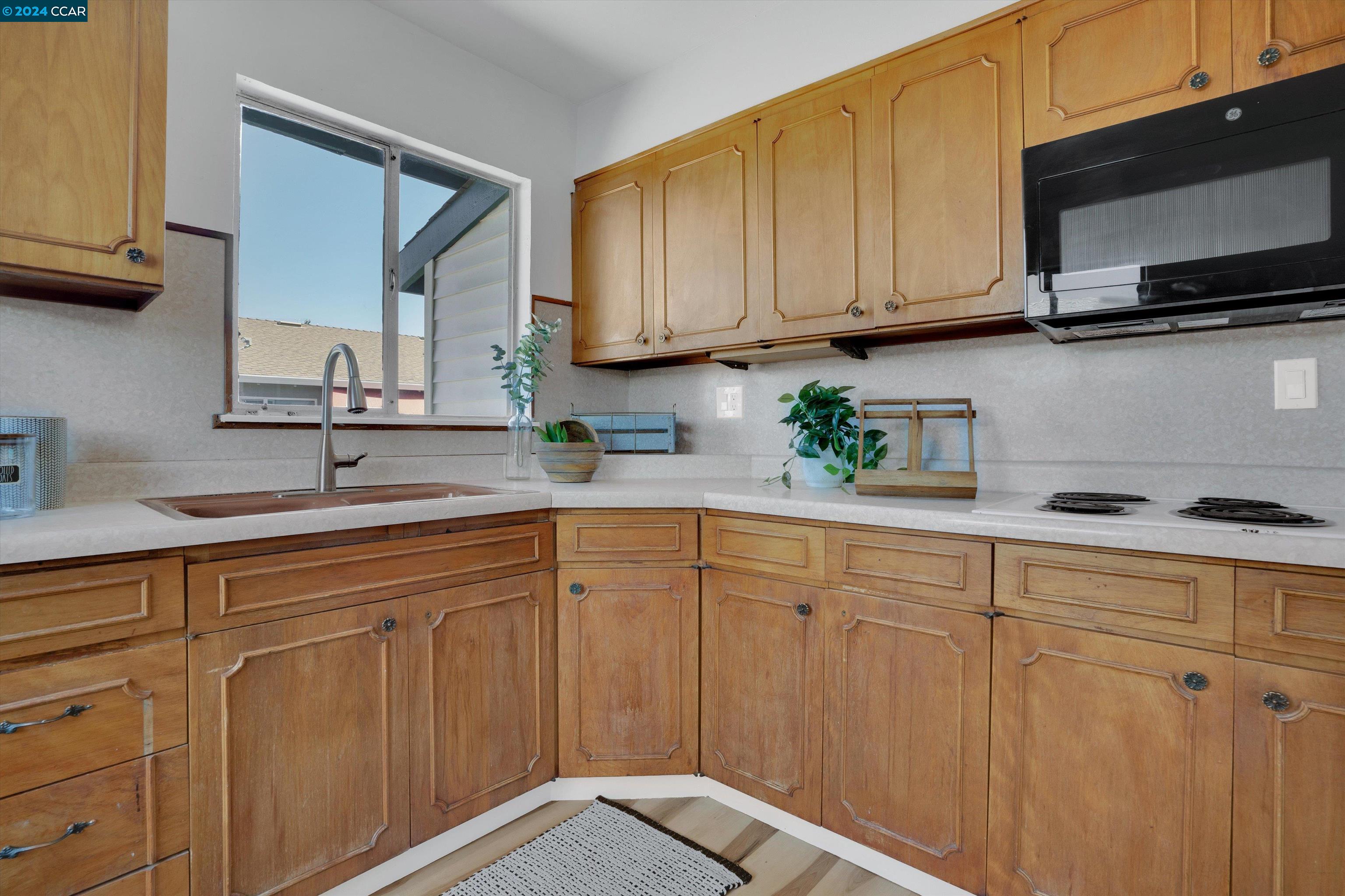 1320 Berry Ln, Brentwood, CA 94513 3 Beds 1 Baths (Active