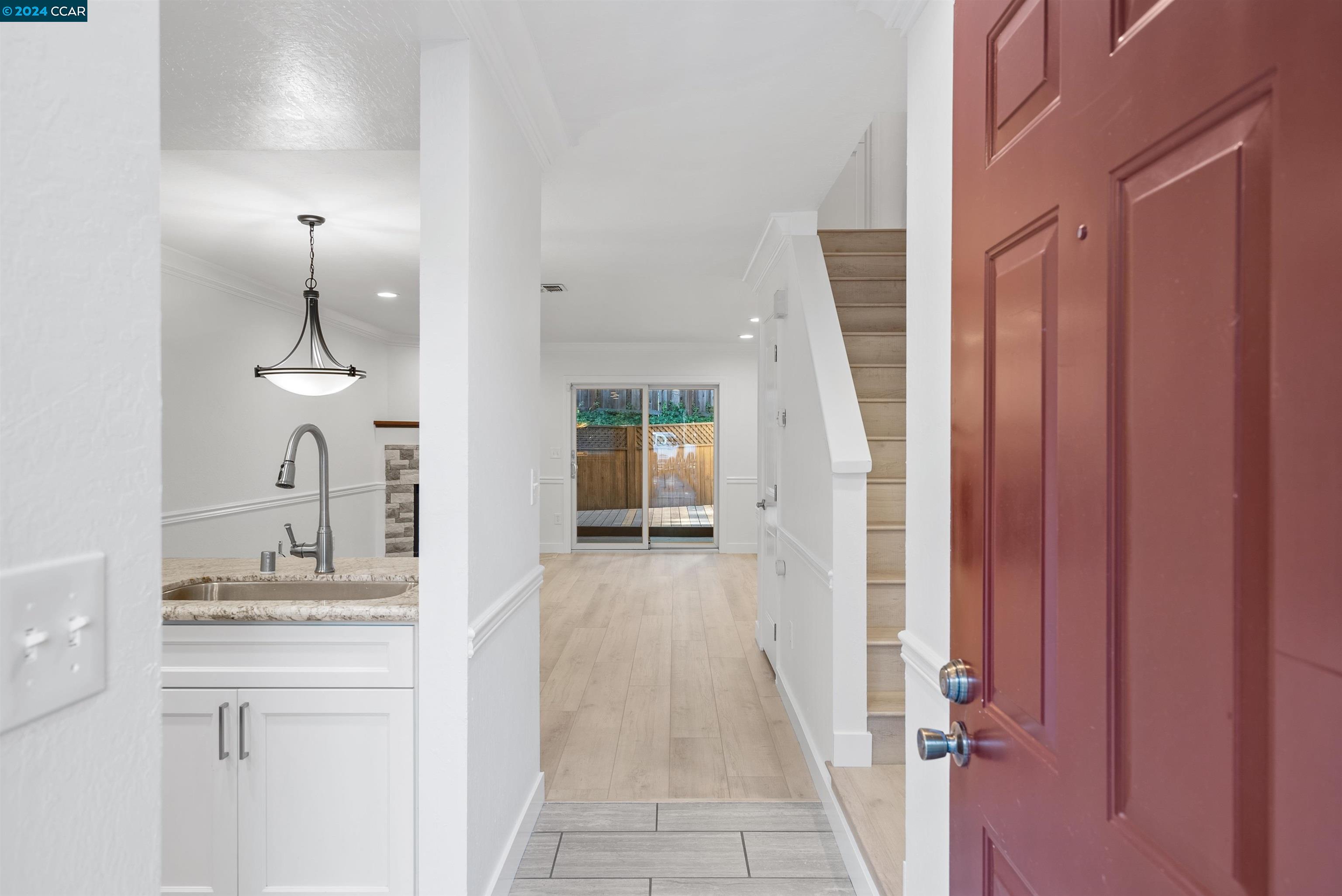 Photo #5: 41073290 Listing 