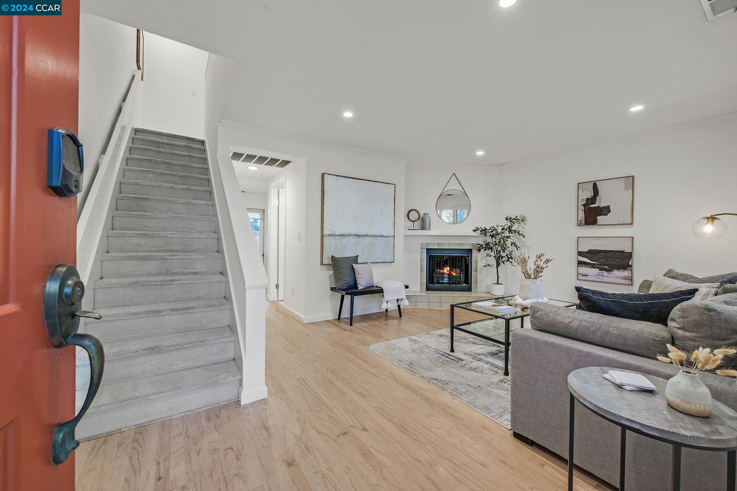 Photo #5: 41073348 Listing 