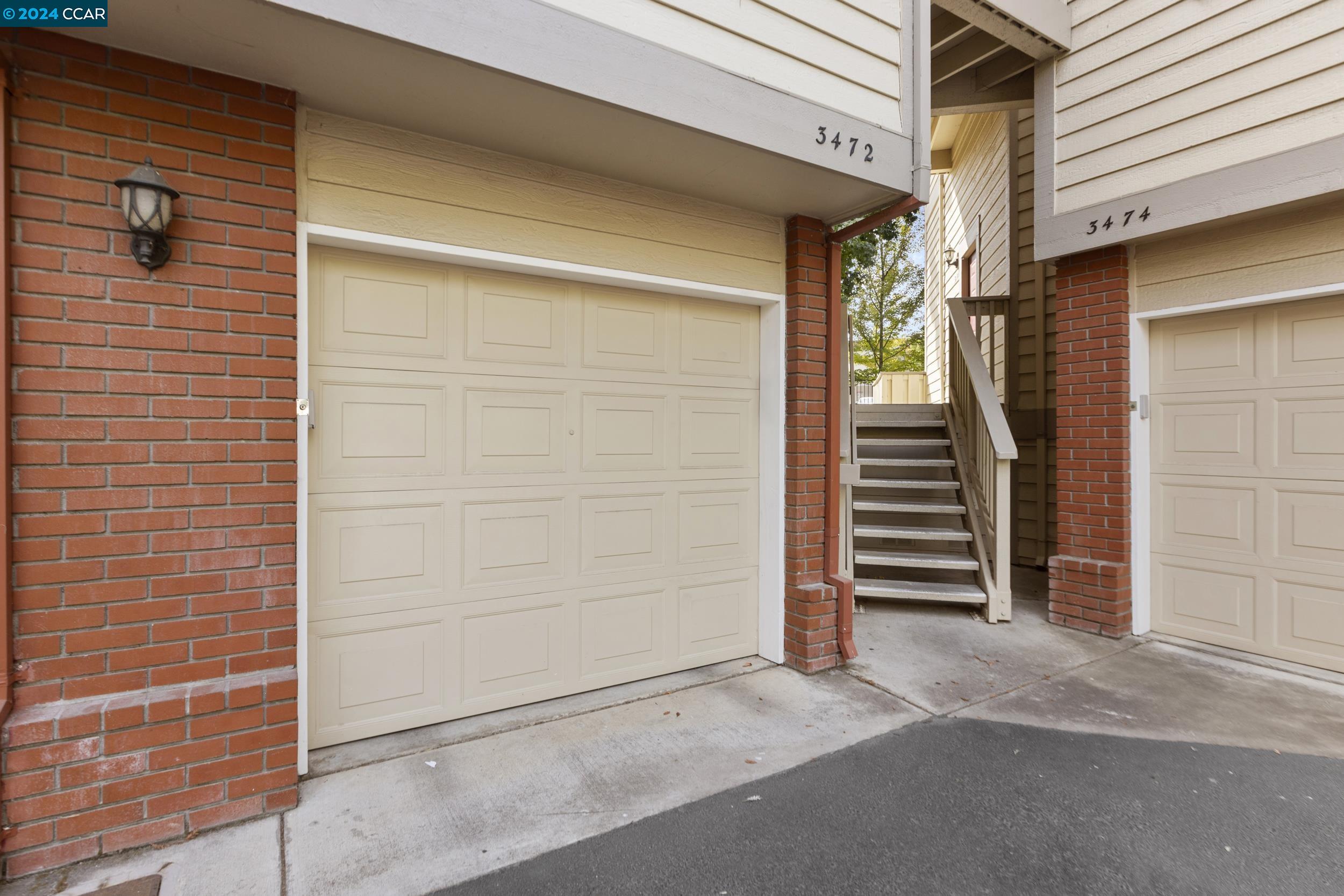 Photo #2: 41073387 Listing 
