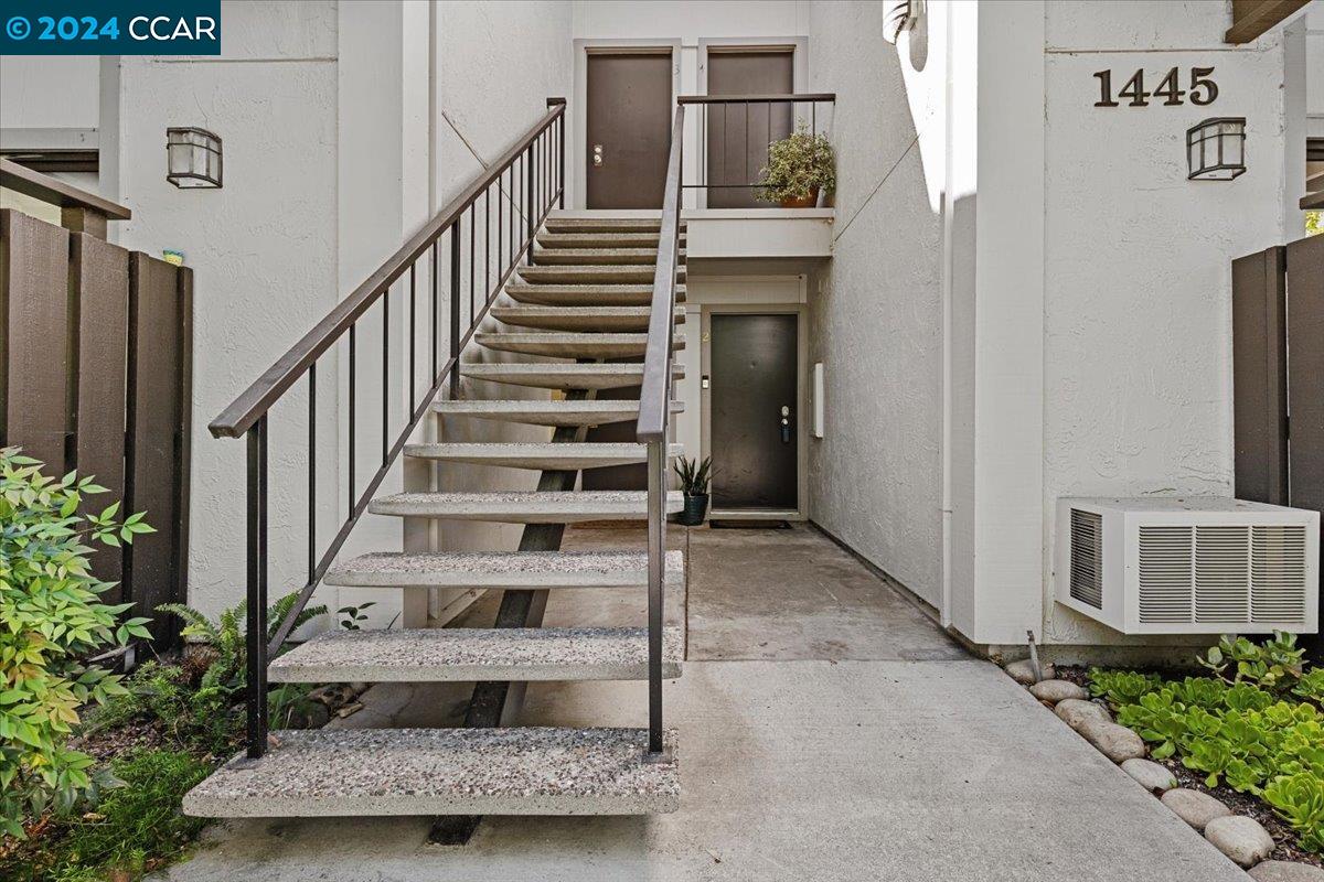 Photo #2: 41073401 Listing 