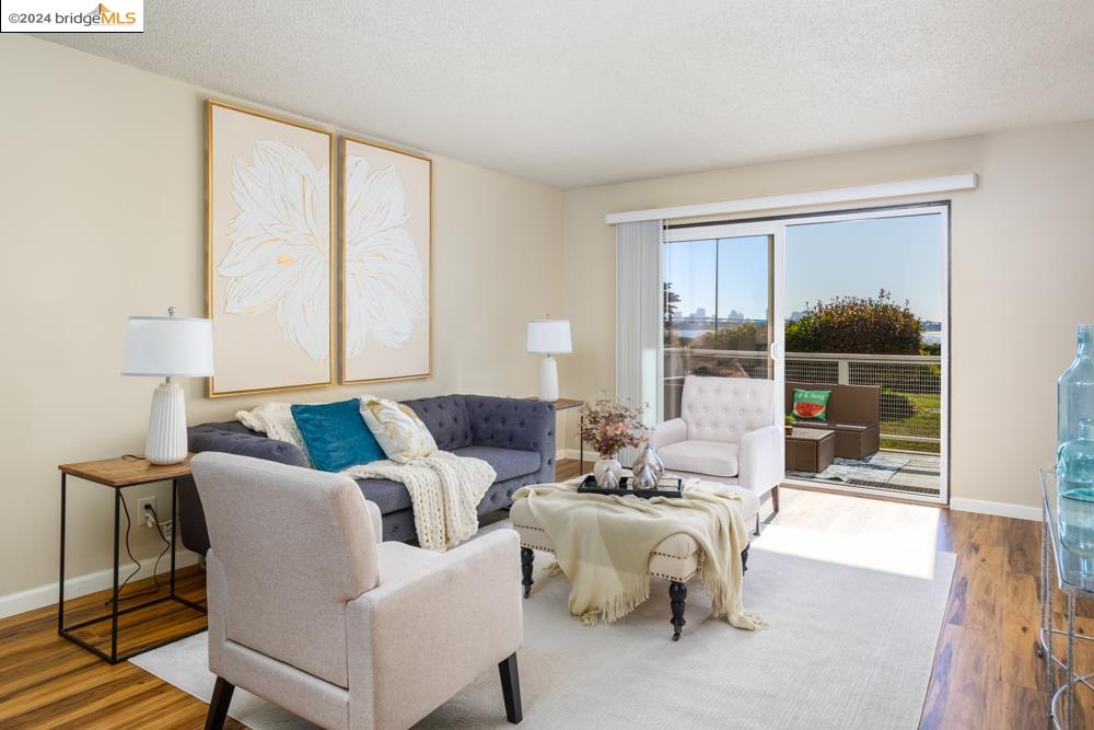 Photo #2: 41073522 Listing 