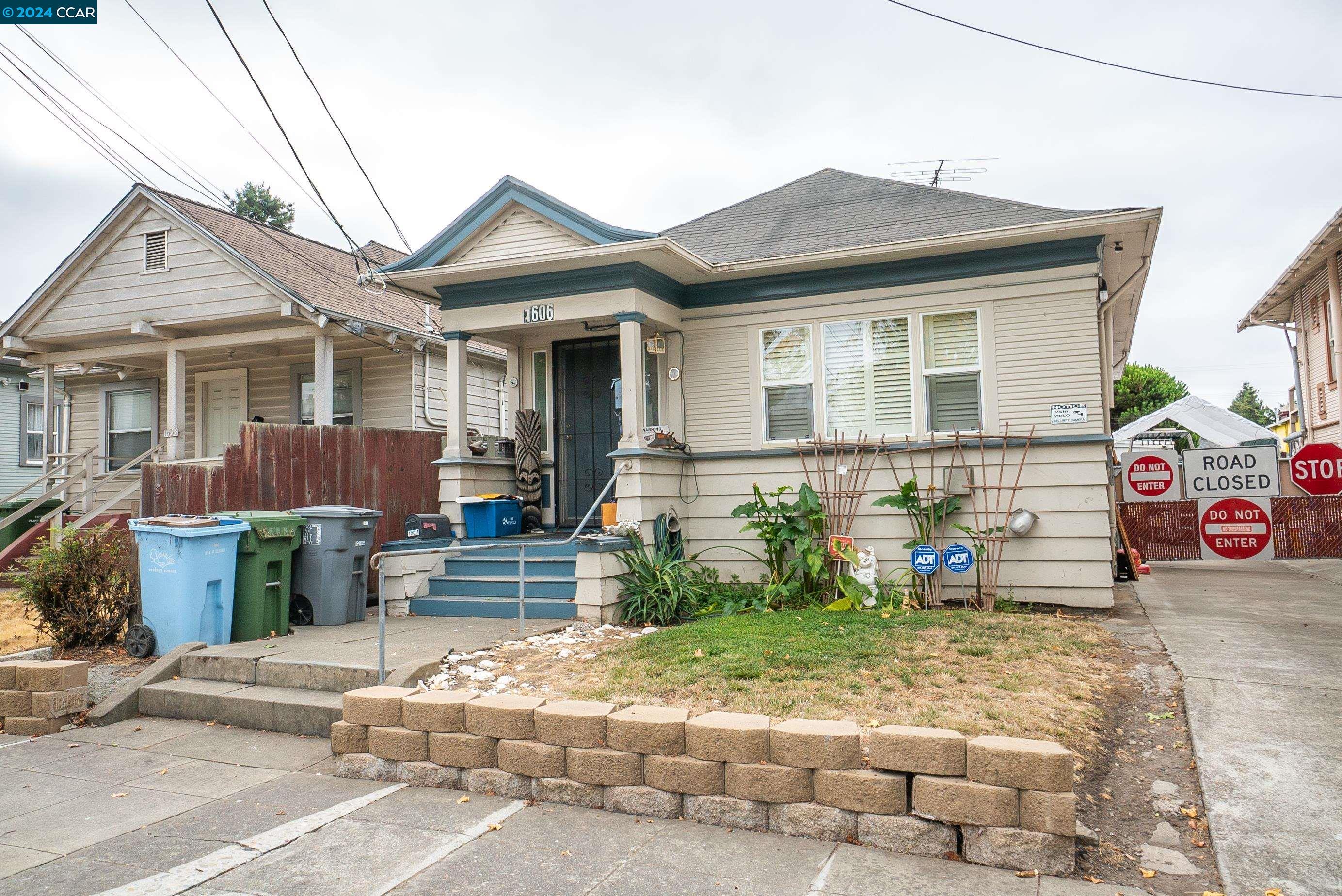 Detail Gallery Image 2 of 5 For 1606 Derby St, Berkeley,  CA 94703 - 1 Beds | 1 Baths