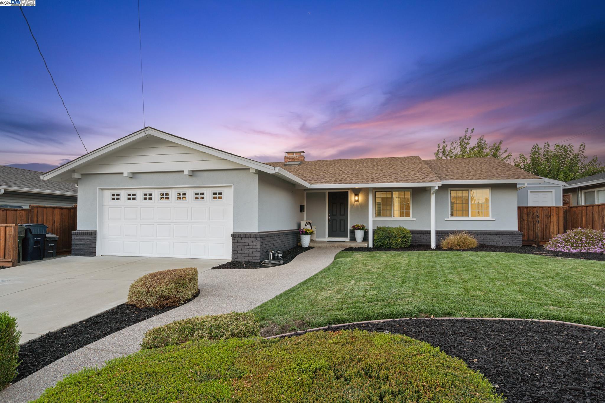 Detail Gallery Image 1 of 1 For 608 Caliente Ave, Livermore,  CA 94550 - 3 Beds | 2 Baths