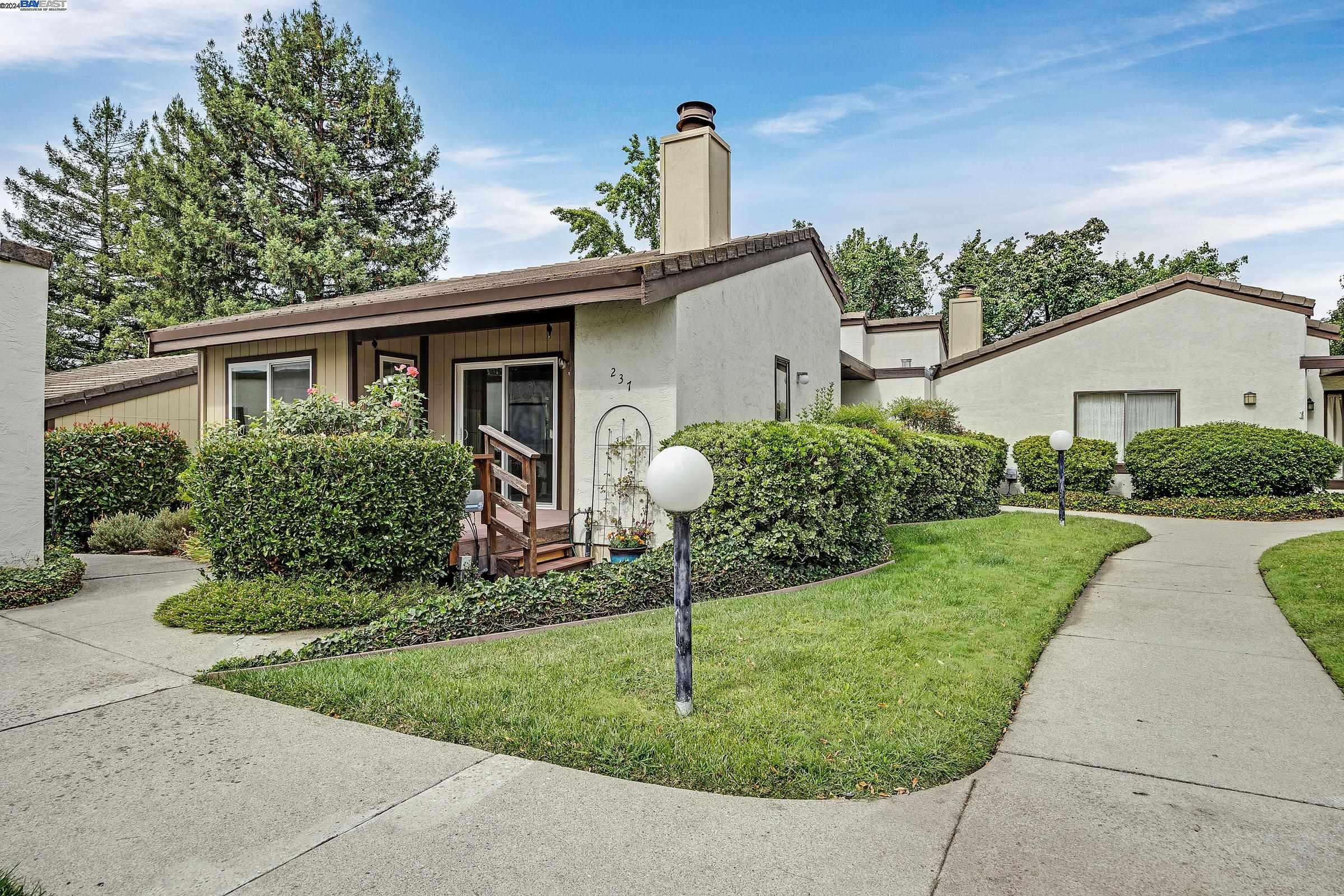 Photo #2: 41073550 Listing 