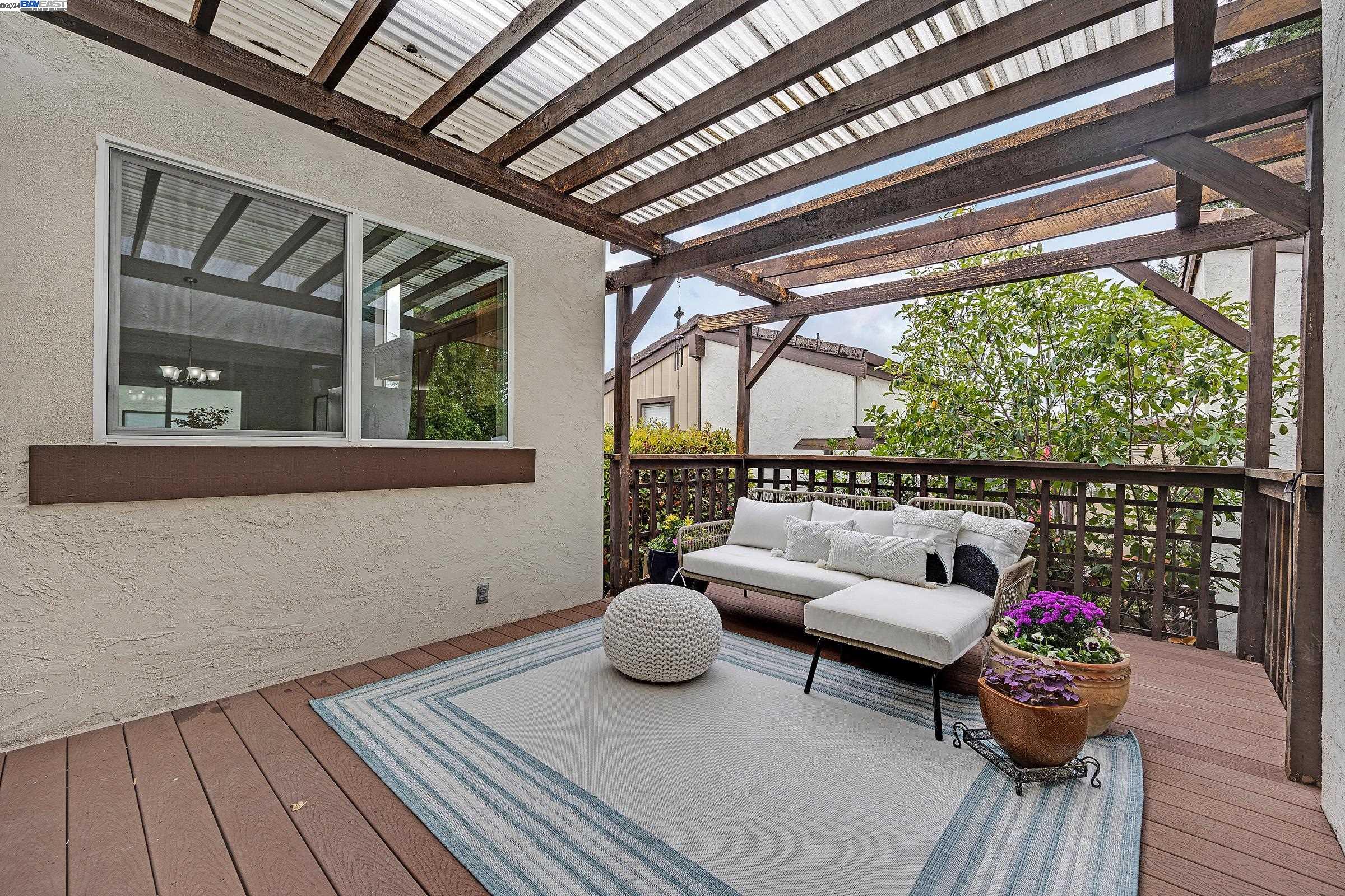 Detail Gallery Image 17 of 33 For 237 Tangerine Ct, San Ramon,  CA 94583 - 2 Beds | 2 Baths