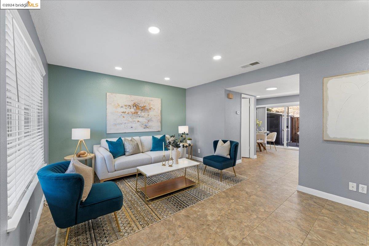 Photo #4: 41073596 Listing 