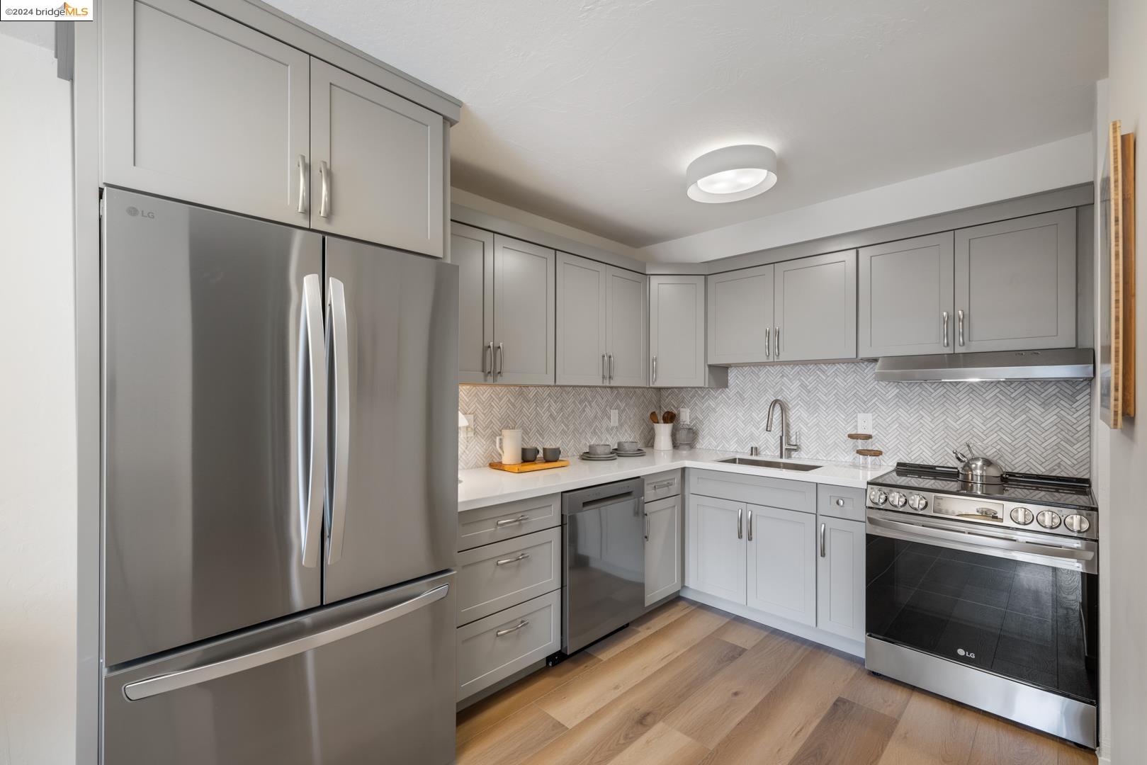 Photo #4: 41073609 Listing 
