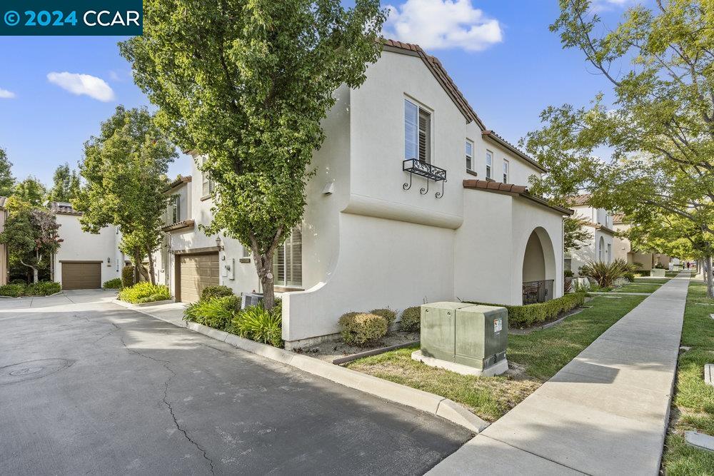 Detail Gallery Image 38 of 54 For 3104 Cedarwood Loop, San Ramon,  CA 94582 - 3 Beds | 2/1 Baths