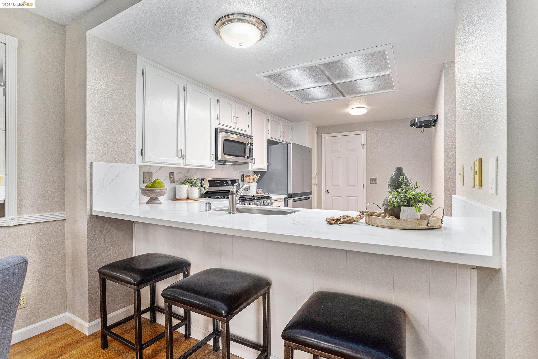 Photo #3: 41073672 Listing 