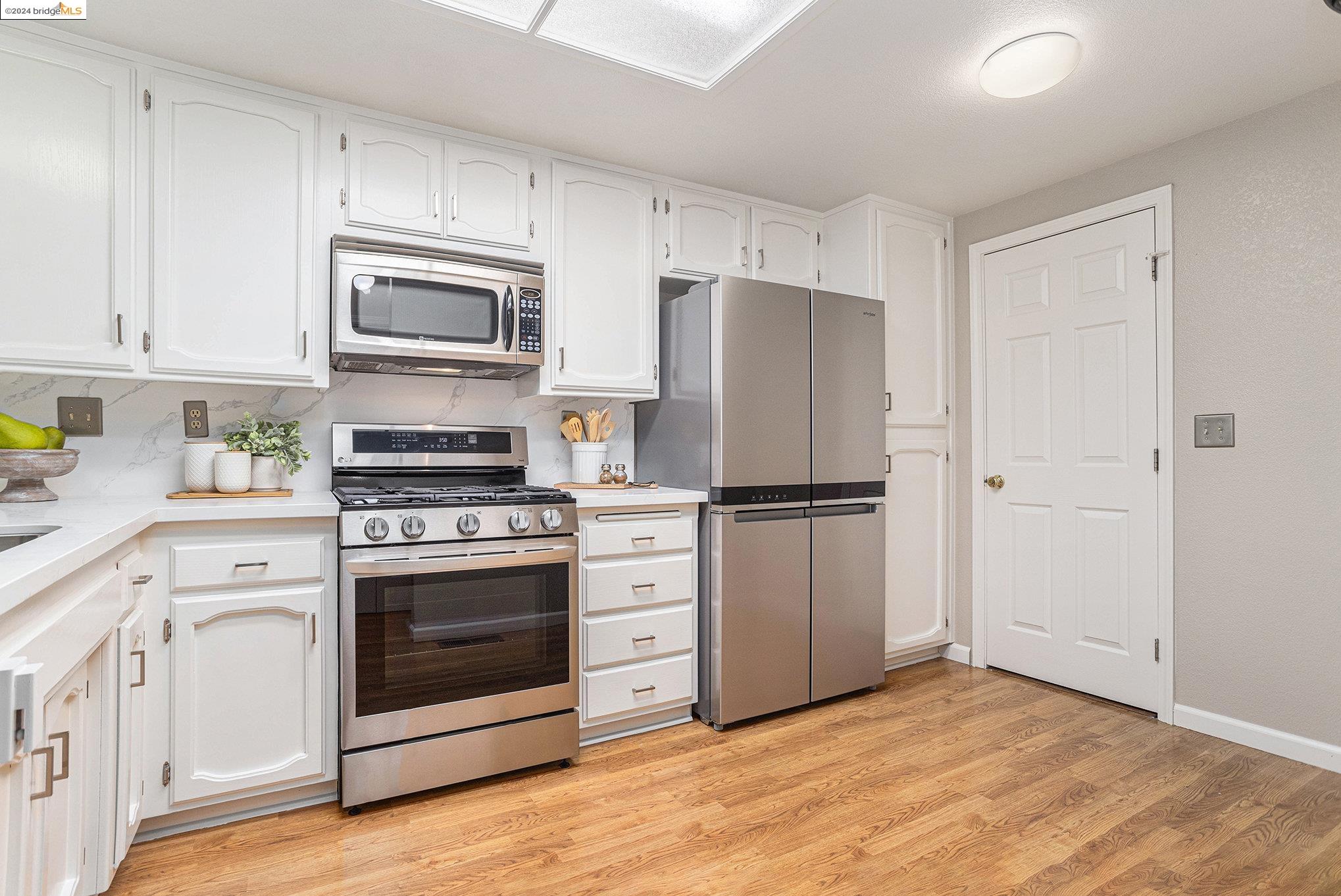 Photo #4: 41073672 Listing 