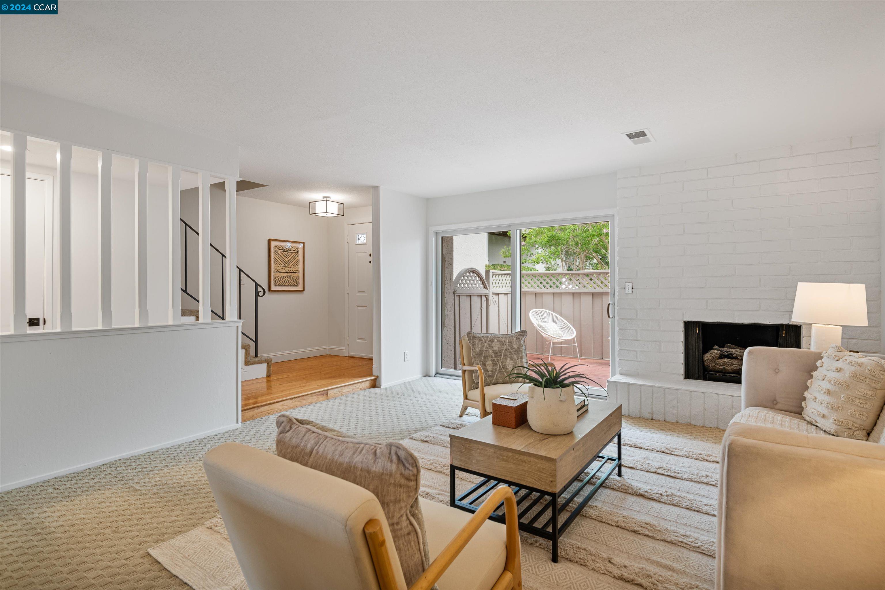 Photo #3: 41073709 Listing 