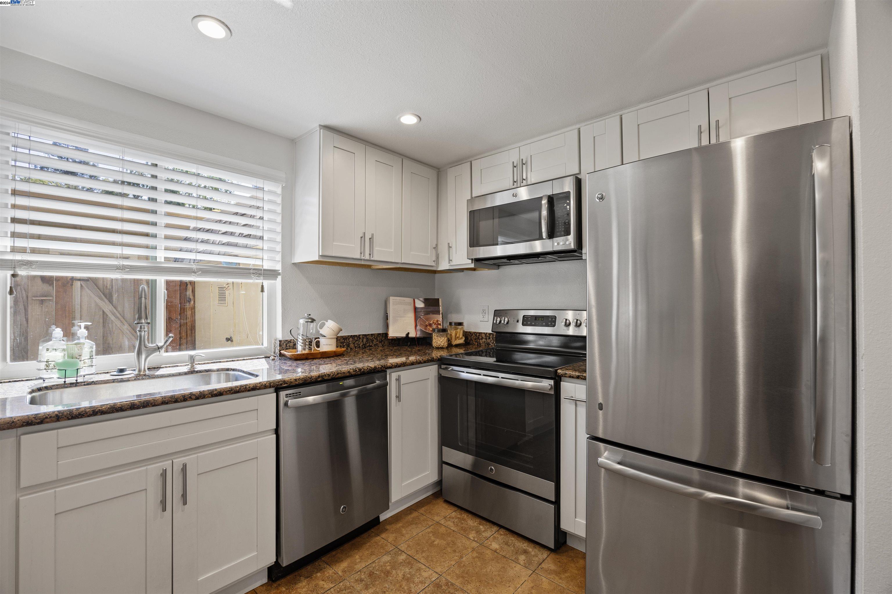 Photo #6: 41073715 Listing 