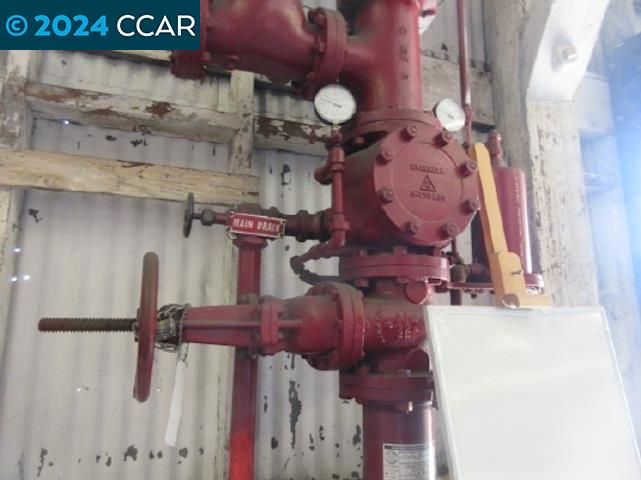 Detail Gallery Image 12 of 16 For 4250 E 10th St, Oakland,  CA 94608 - – Beds | – Baths