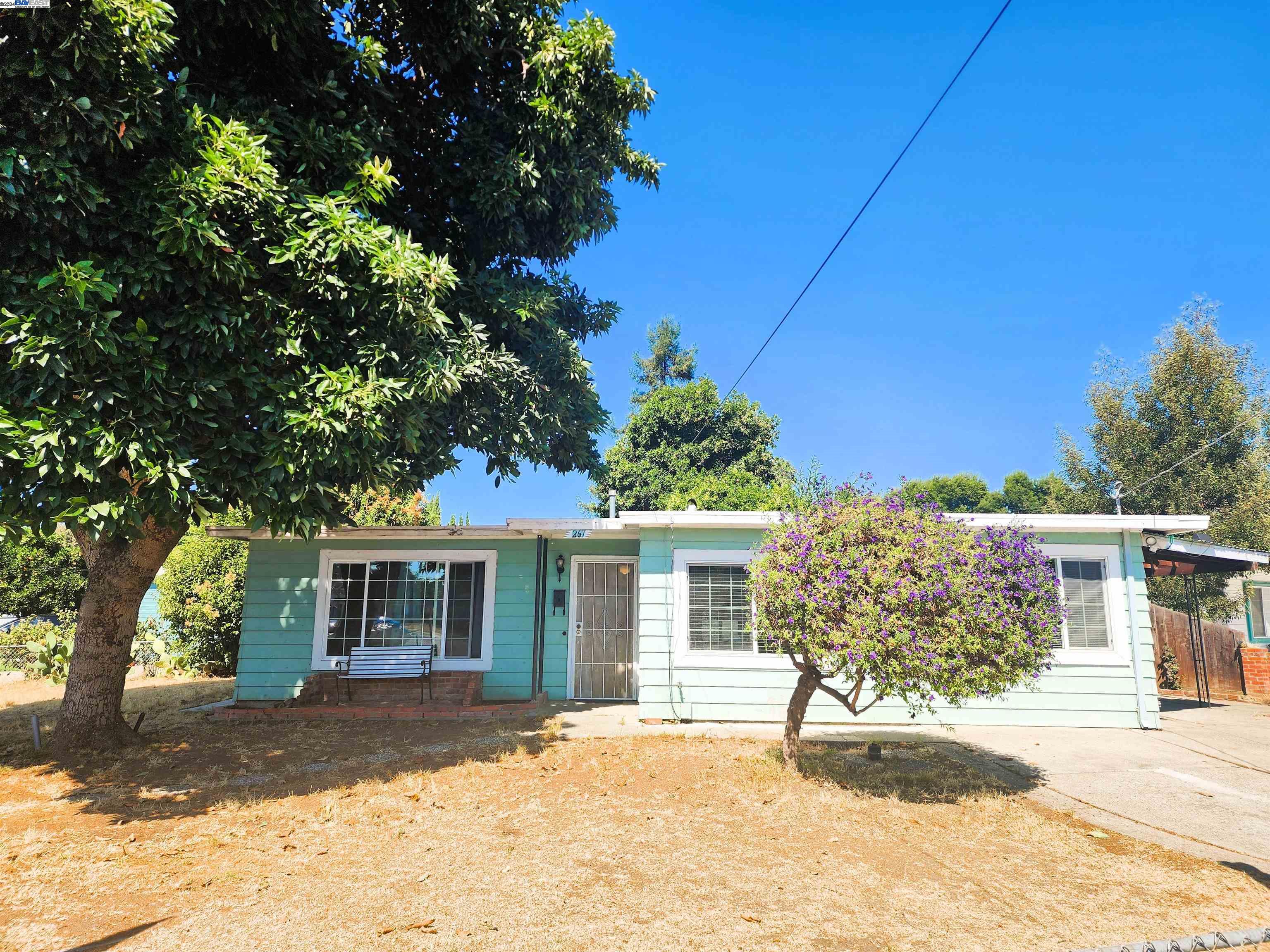 Detail Gallery Image 1 of 1 For 267 Jerilynn Ln, Hayward,  CA 94541 - 2 Beds | 1 Baths