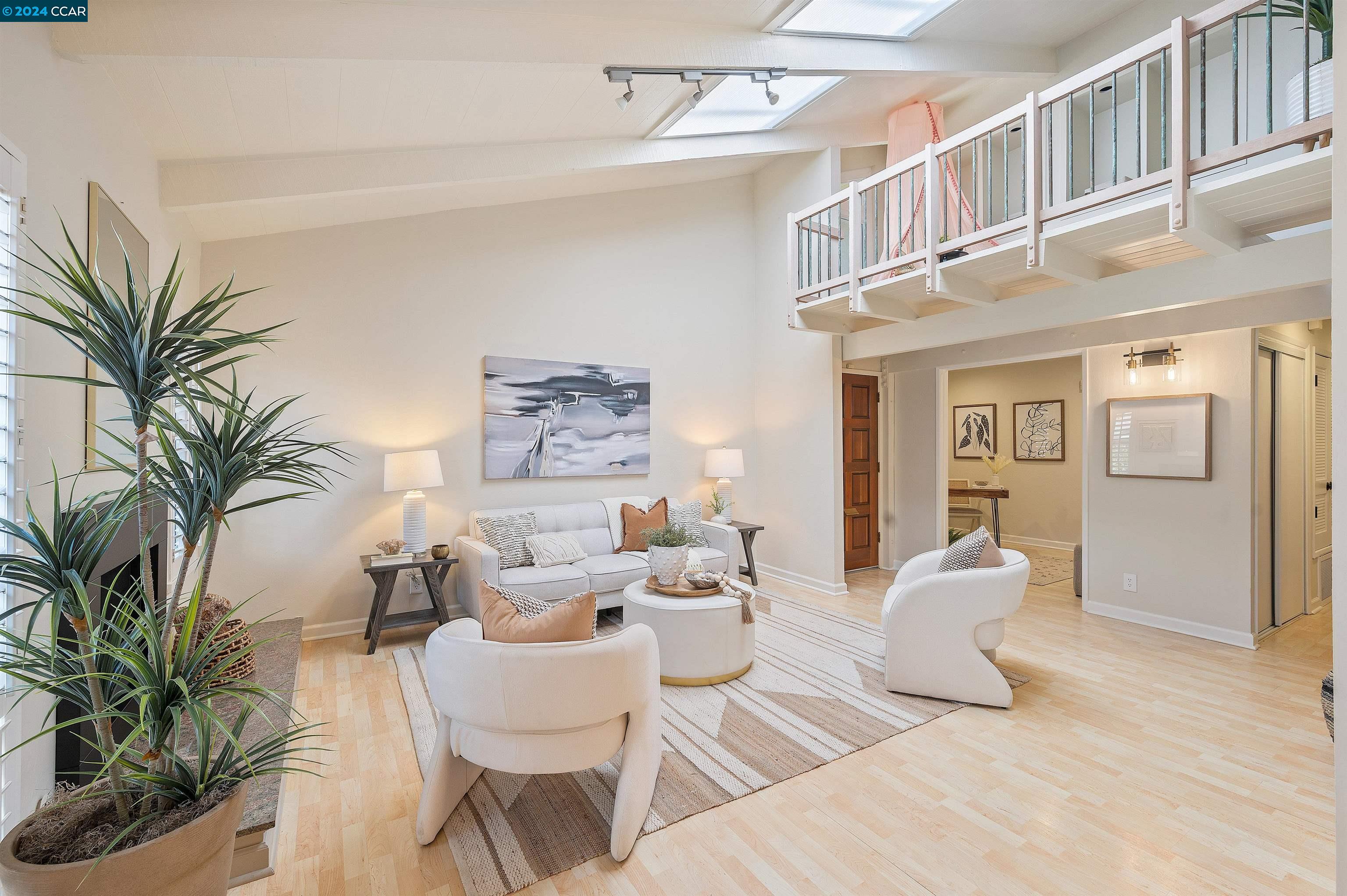 Photo #5: 41073852 Listing 