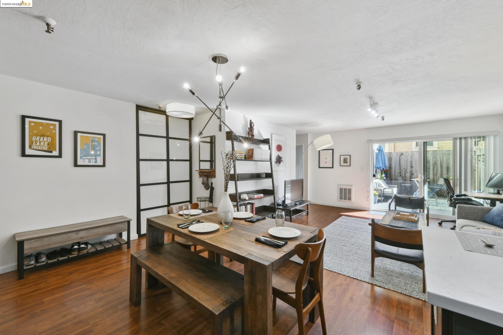 Photo #6: 41073854 Listing 