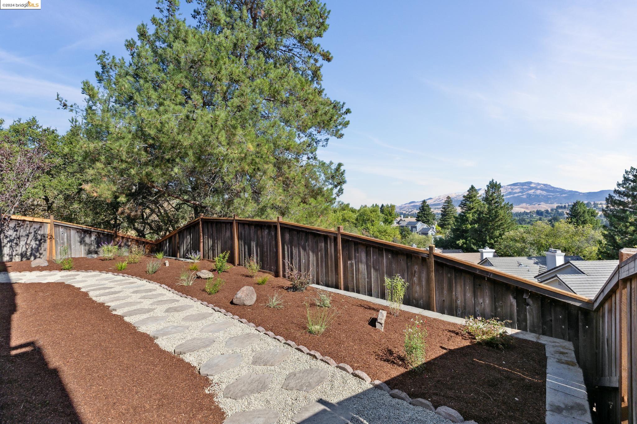 Detail Gallery Image 40 of 48 For 18 Tea Tree Ct., Danville,  CA 94526 - 4 Beds | 3/1 Baths