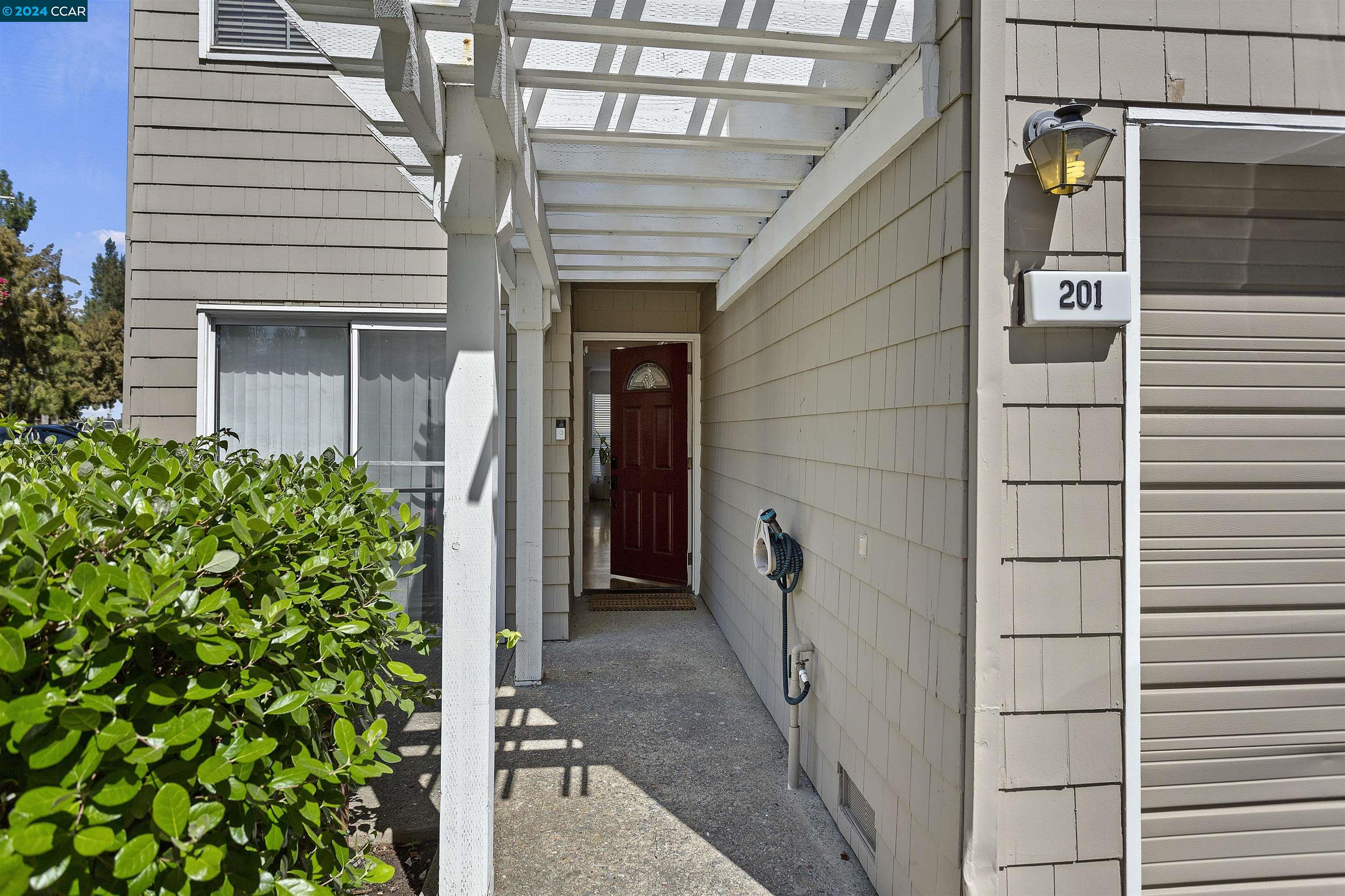 Photo #4: 41073878 Listing 
