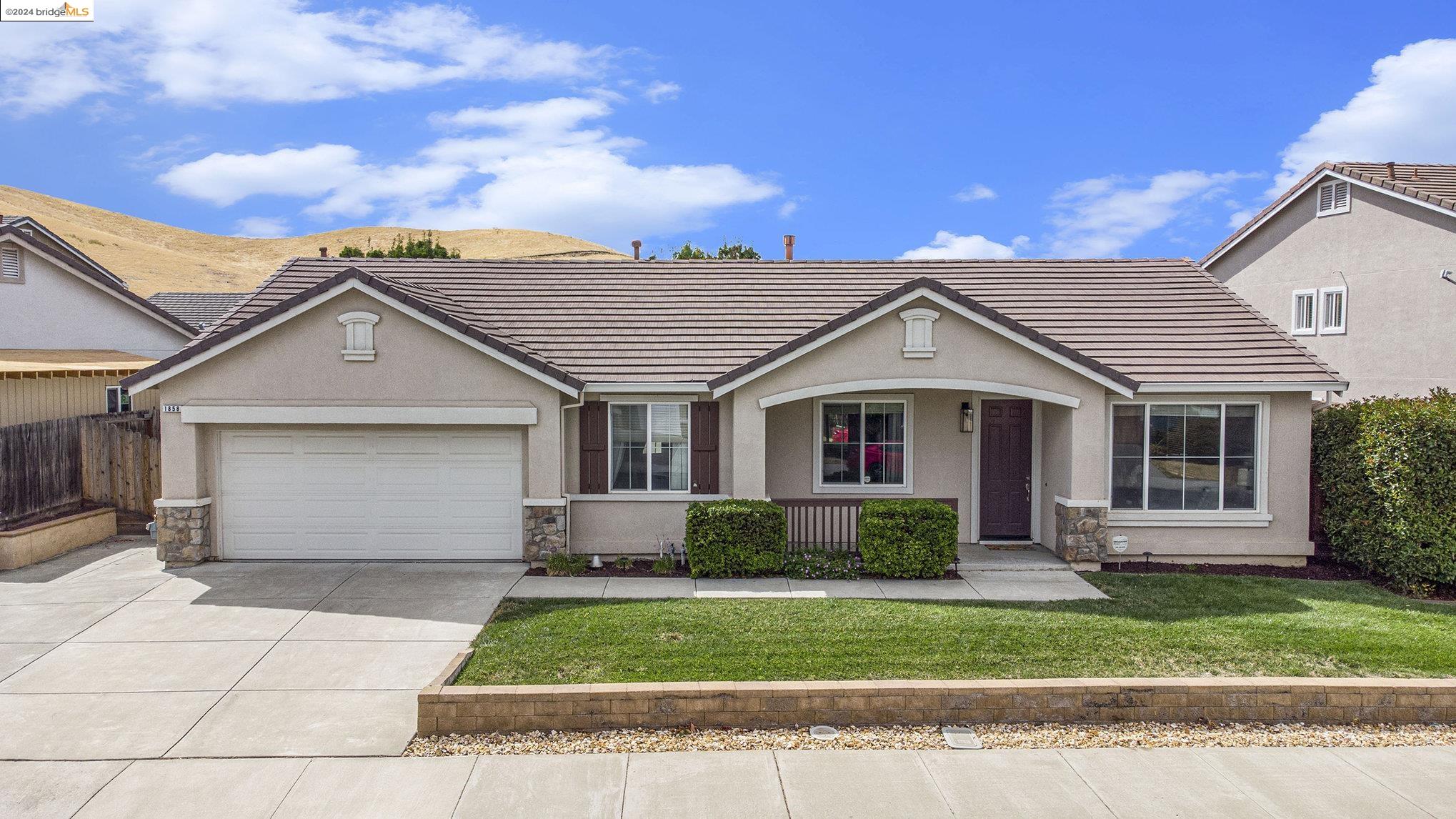 Detail Gallery Image 1 of 1 For 1858 Ventura Dr, Pittsburg,  CA 94565 - 3 Beds | 2 Baths