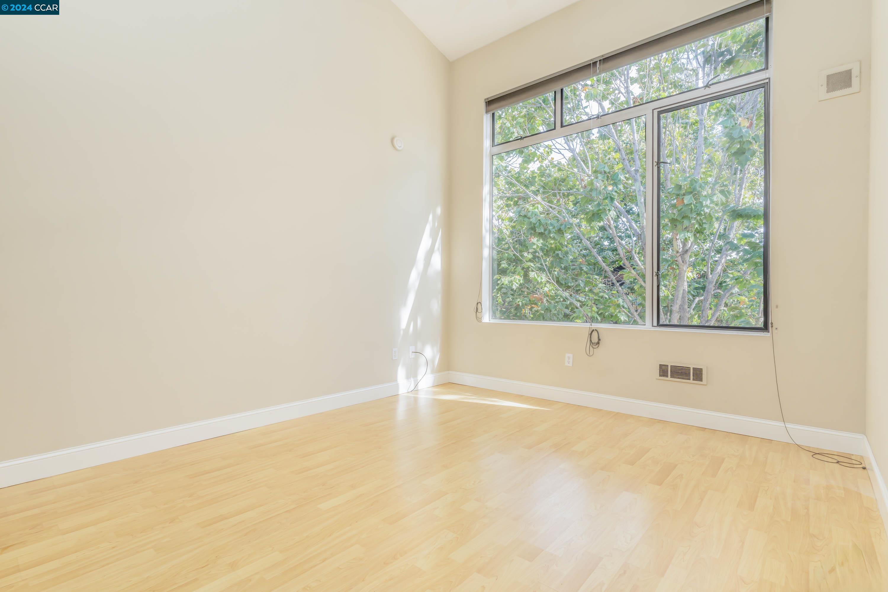 Photo #5: 41073891 Listing 