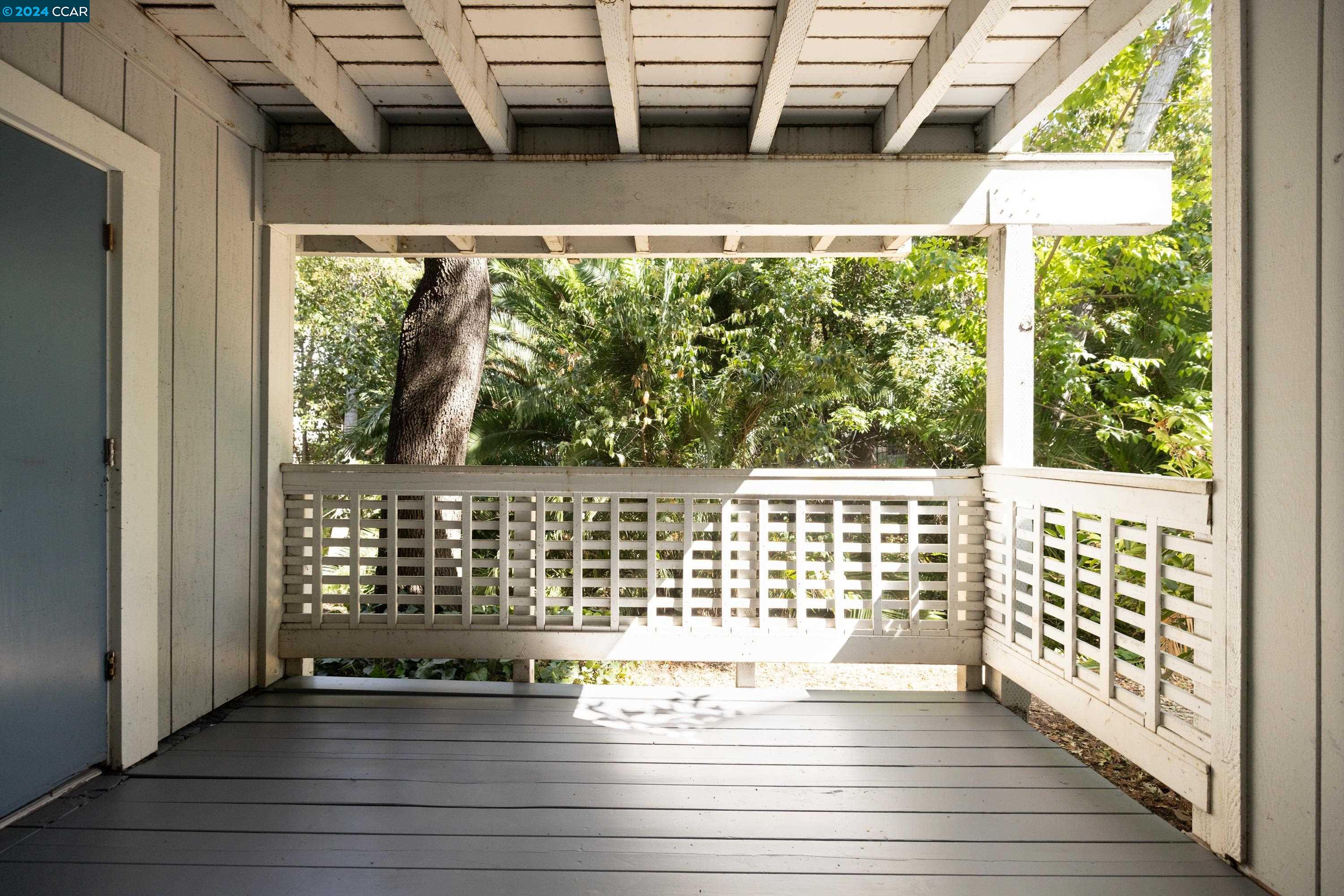 Photo #6: 41073900 Listing 