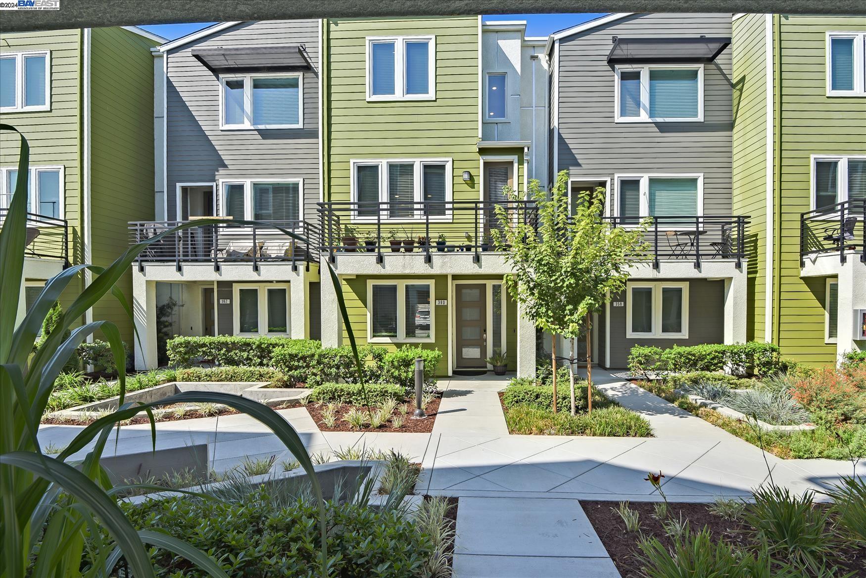 Detail Gallery Image 1 of 1 For 360 Hearst Dr, Milpitas,  CA 95035 - 3 Beds | 3 Baths