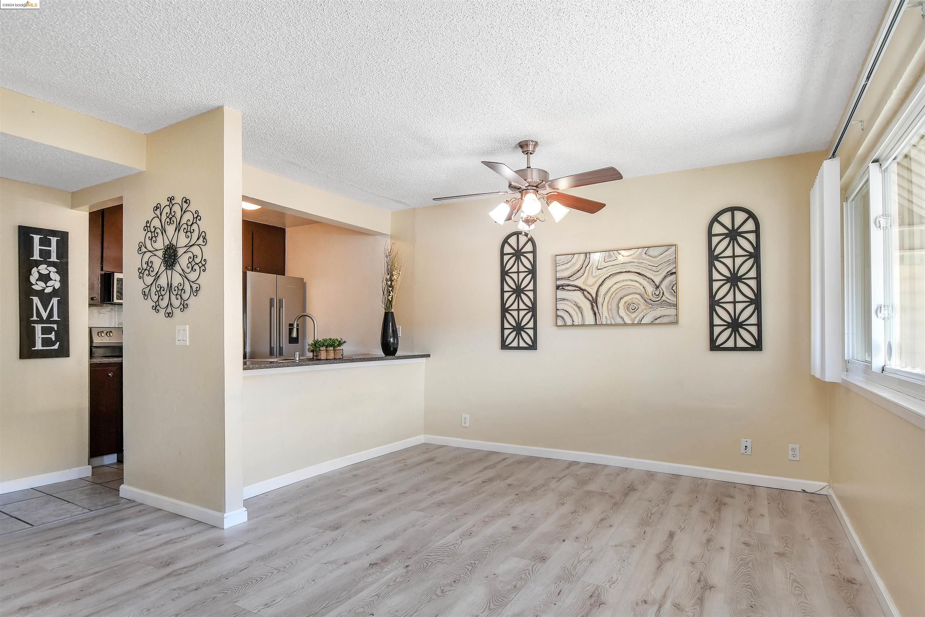 Photo #3: 41073907 Listing 