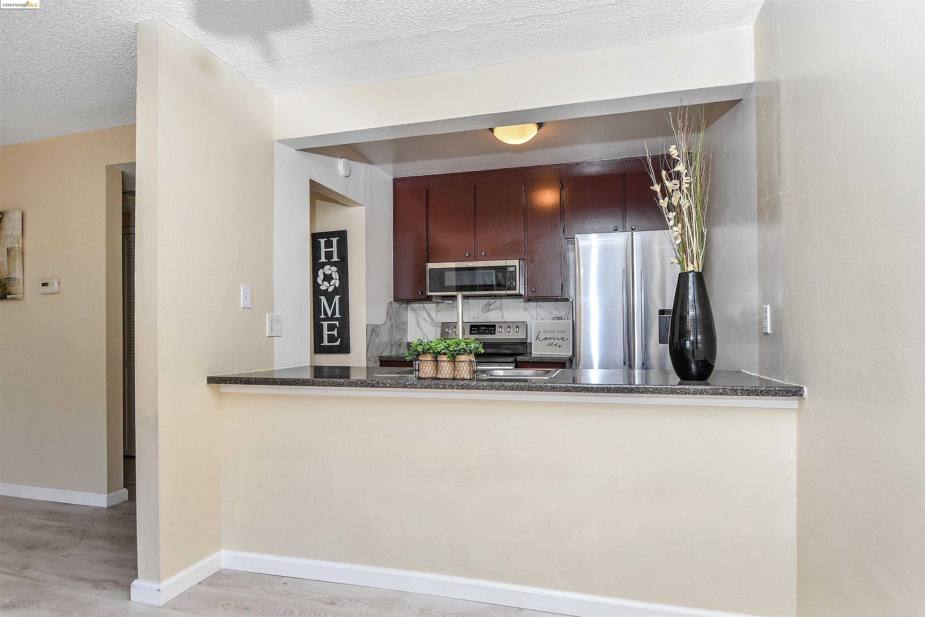 Photo #6: 41073907 Listing 