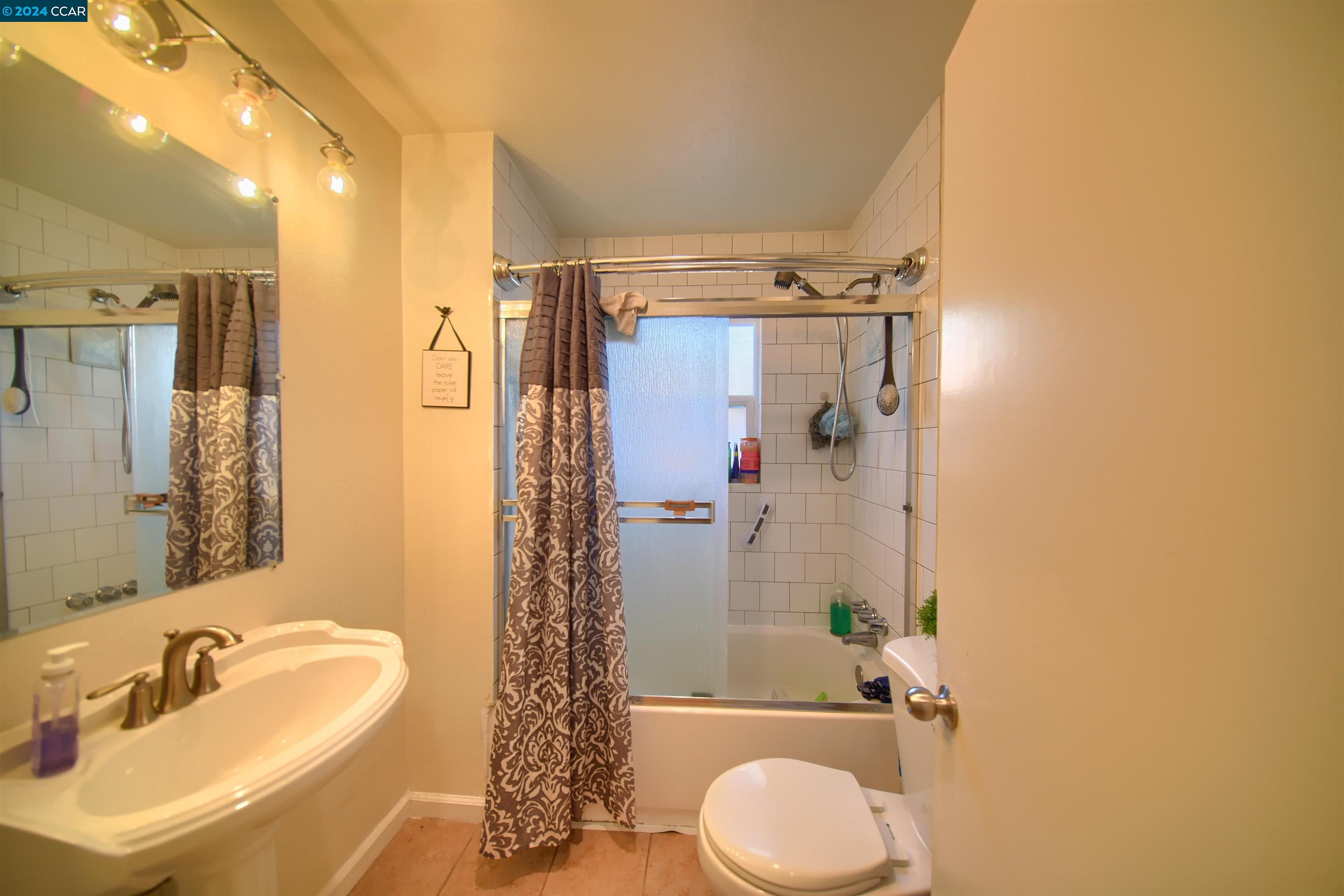 Detail Gallery Image 41 of 59 For 319 S Veach Avenue, Manteca,  CA 95337-5439 - 3 Beds | 1 Baths