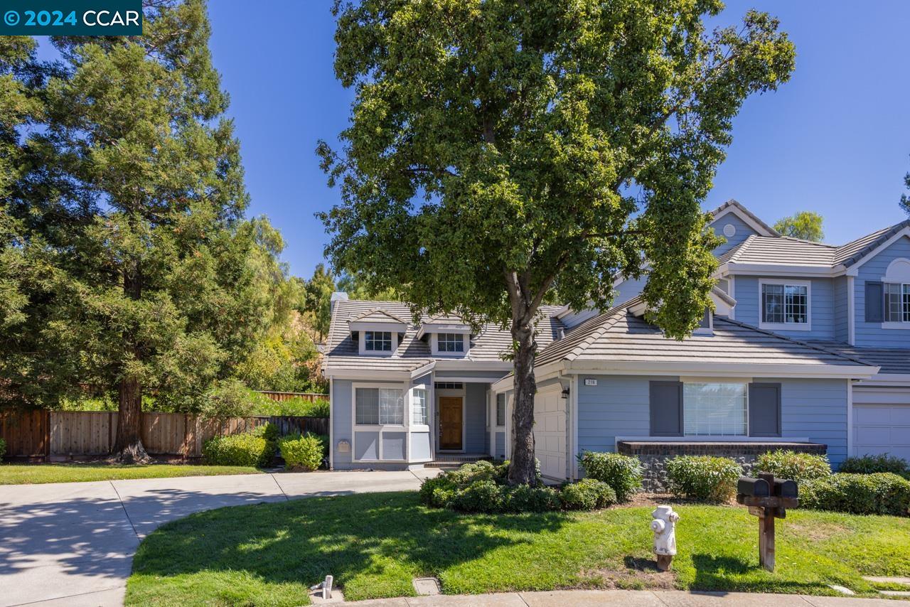 Detail Gallery Image 1 of 1 For 218 Round House Pl, Clayton,  CA 94517 - 2 Beds | 2 Baths