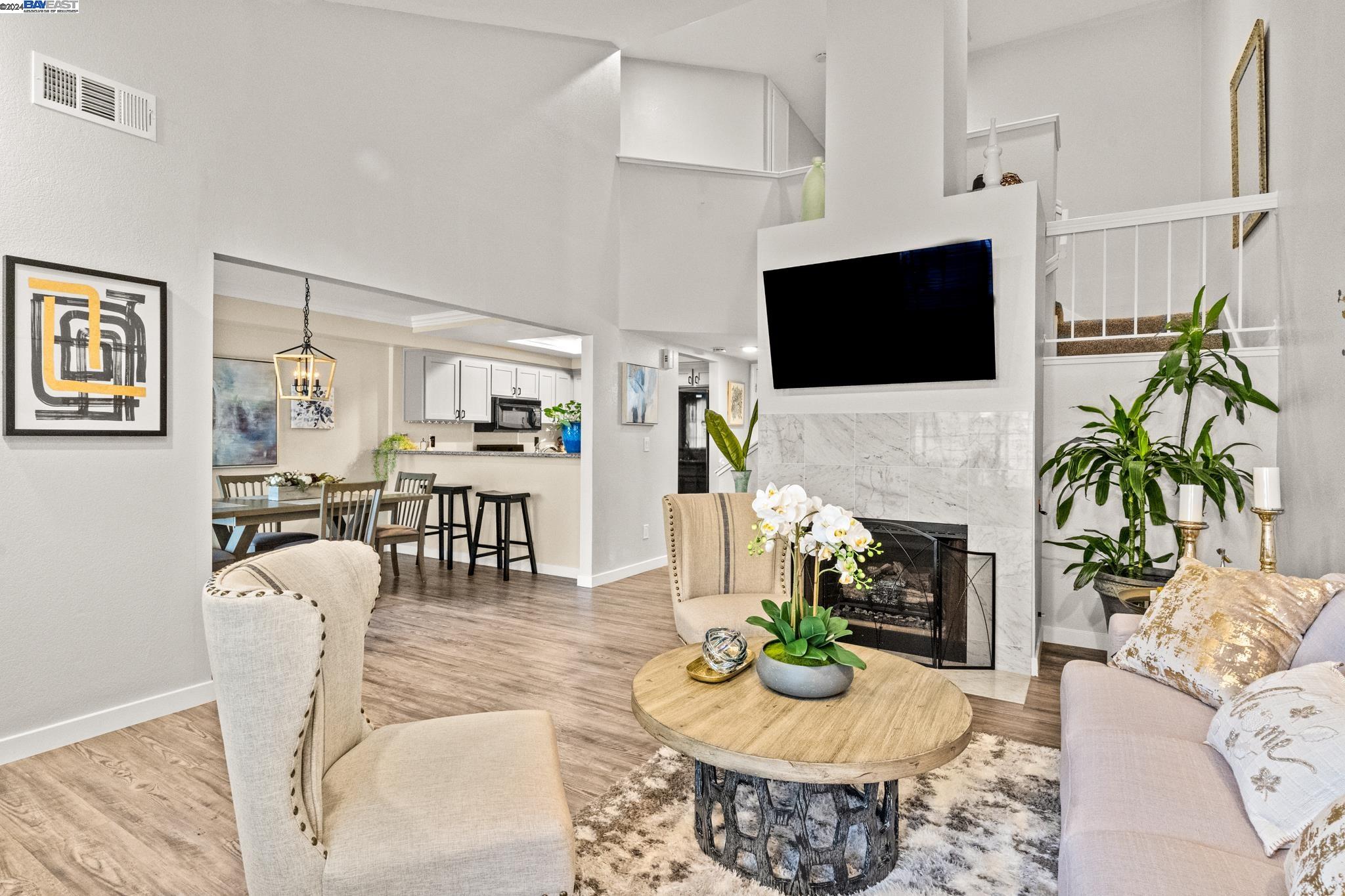 More Details about MLS # 41073953 : 7305 STONEDALE DR