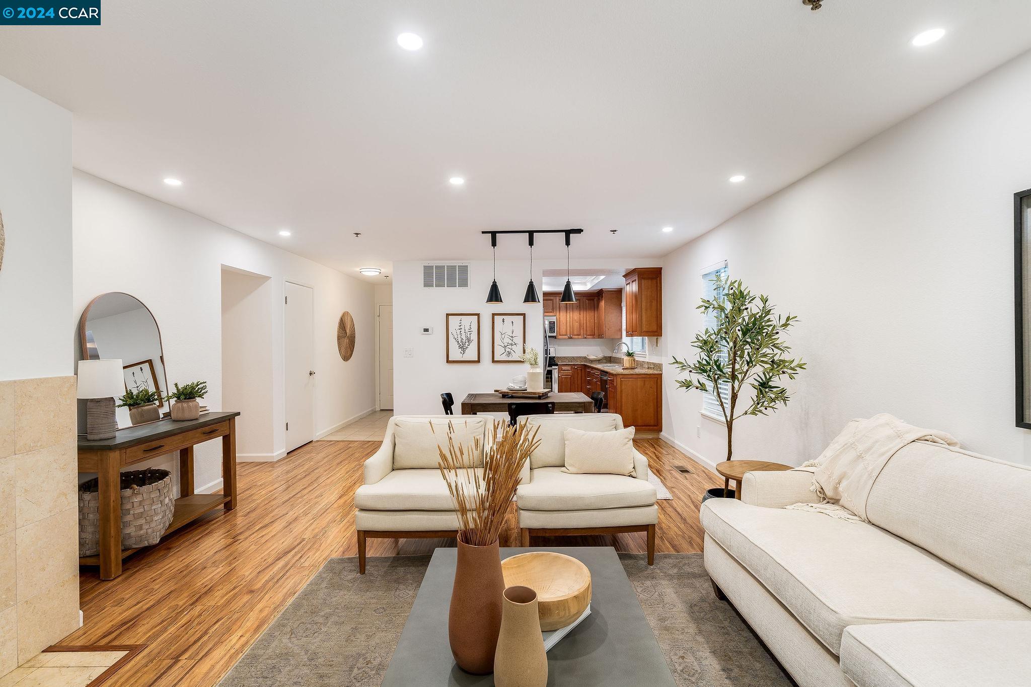 Photo #3: 41073956 Listing 
