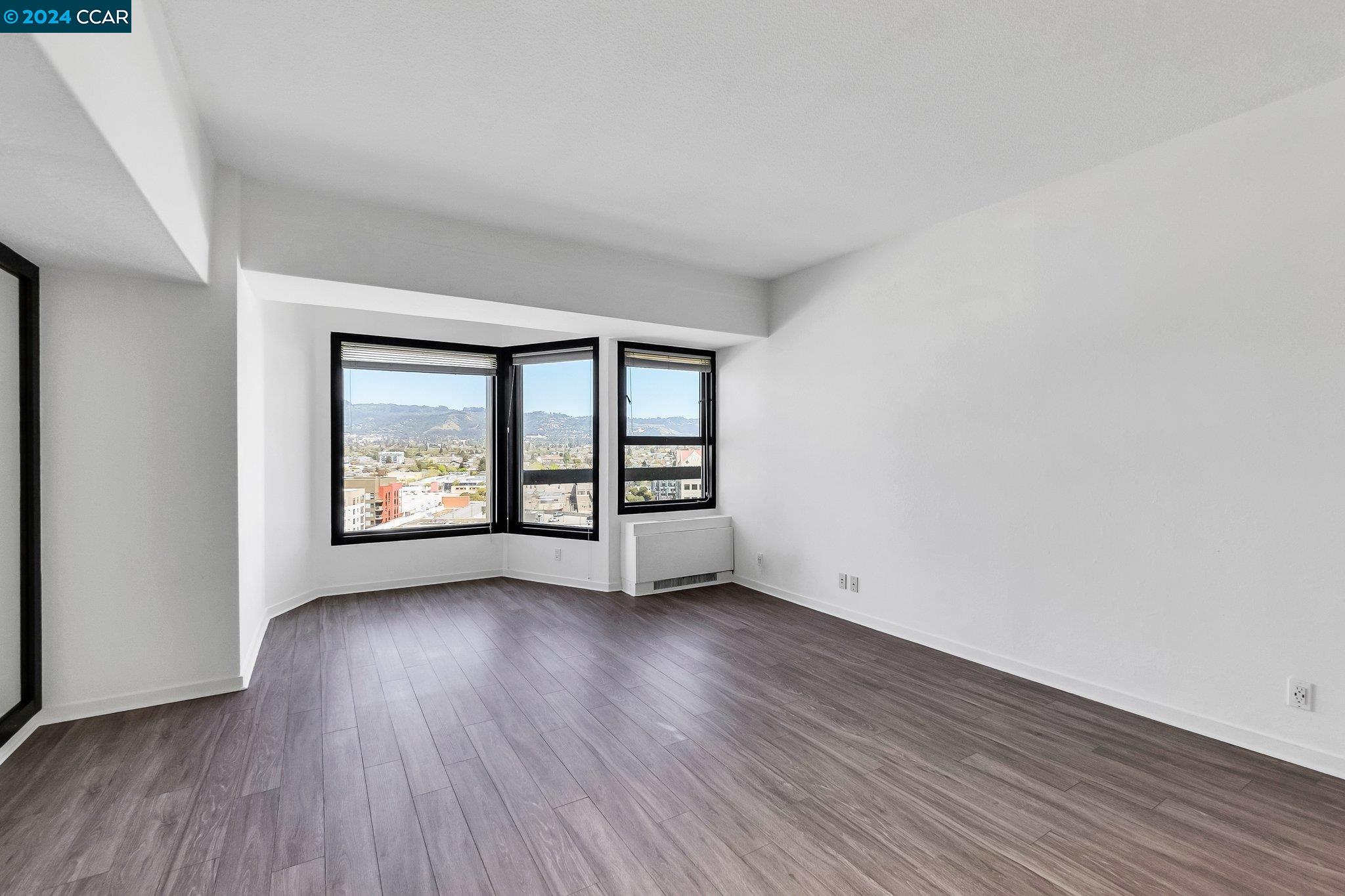 6363 Christie Ave # 1425, Emeryville, California 94608, 1 Bedroom Bedrooms, 3 Rooms Rooms,1 BathroomBathrooms,Residential,For Sale,6363 Christie Ave # 1425,41073959