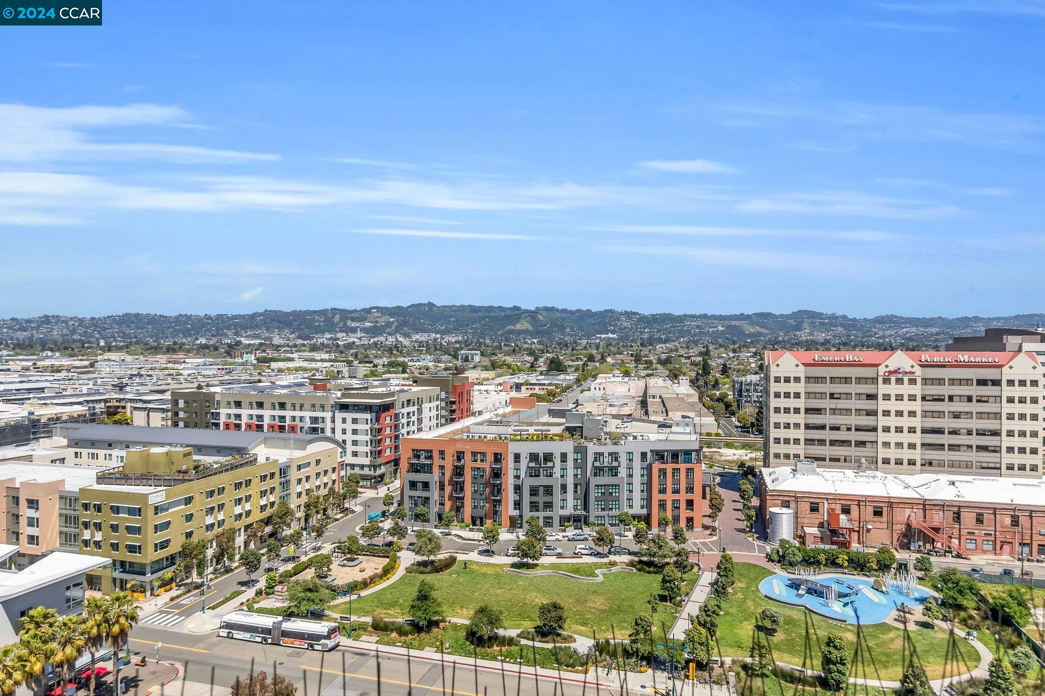 6363 Christie Ave # 1425, Emeryville, California 94608, 1 Bedroom Bedrooms, 3 Rooms Rooms,1 BathroomBathrooms,Residential,For Sale,6363 Christie Ave # 1425,41073959