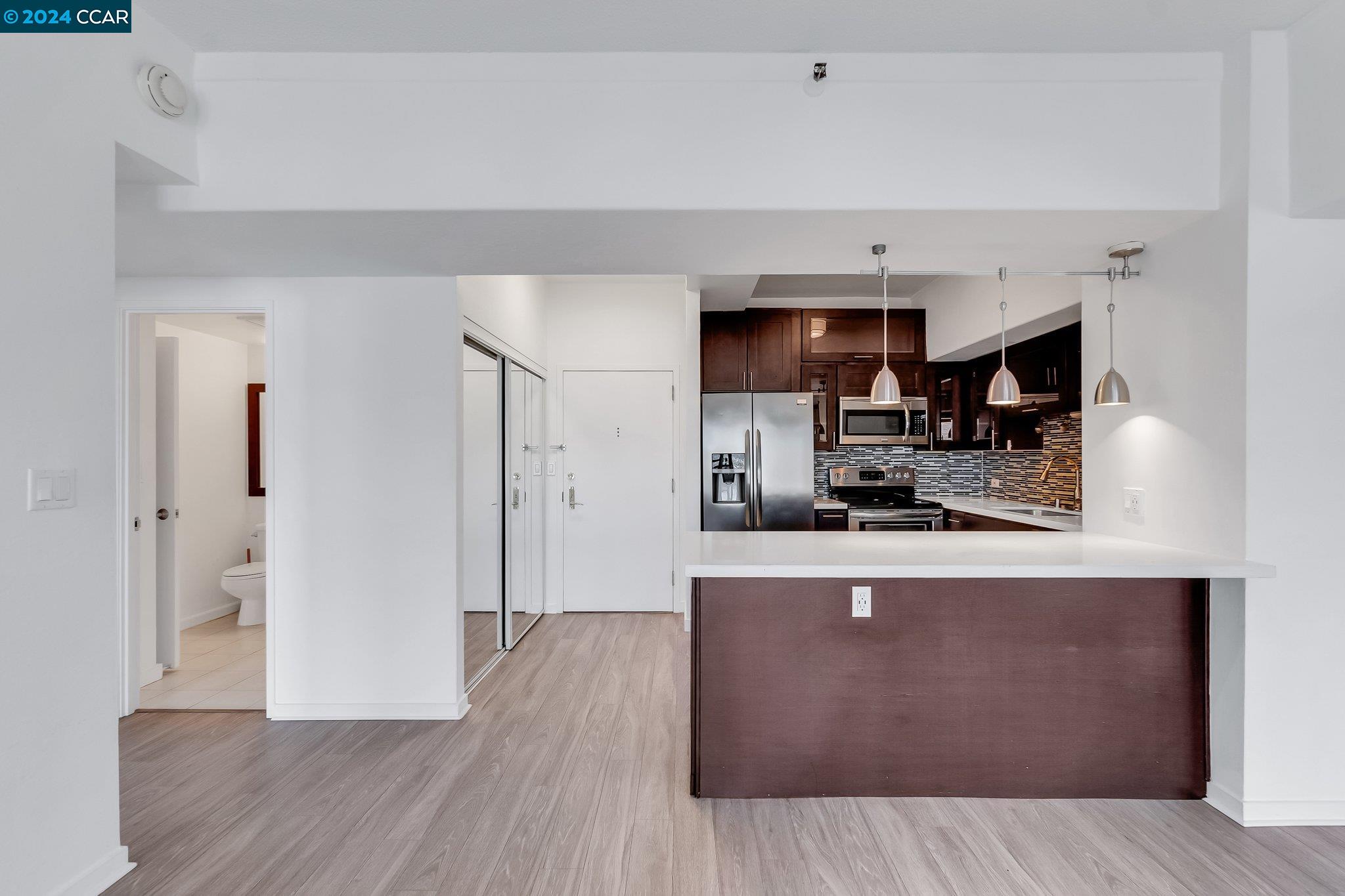 6363 Christie Ave # 1425, Emeryville, California 94608, 1 Bedroom Bedrooms, 3 Rooms Rooms,1 BathroomBathrooms,Residential,For Sale,6363 Christie Ave # 1425,41073959