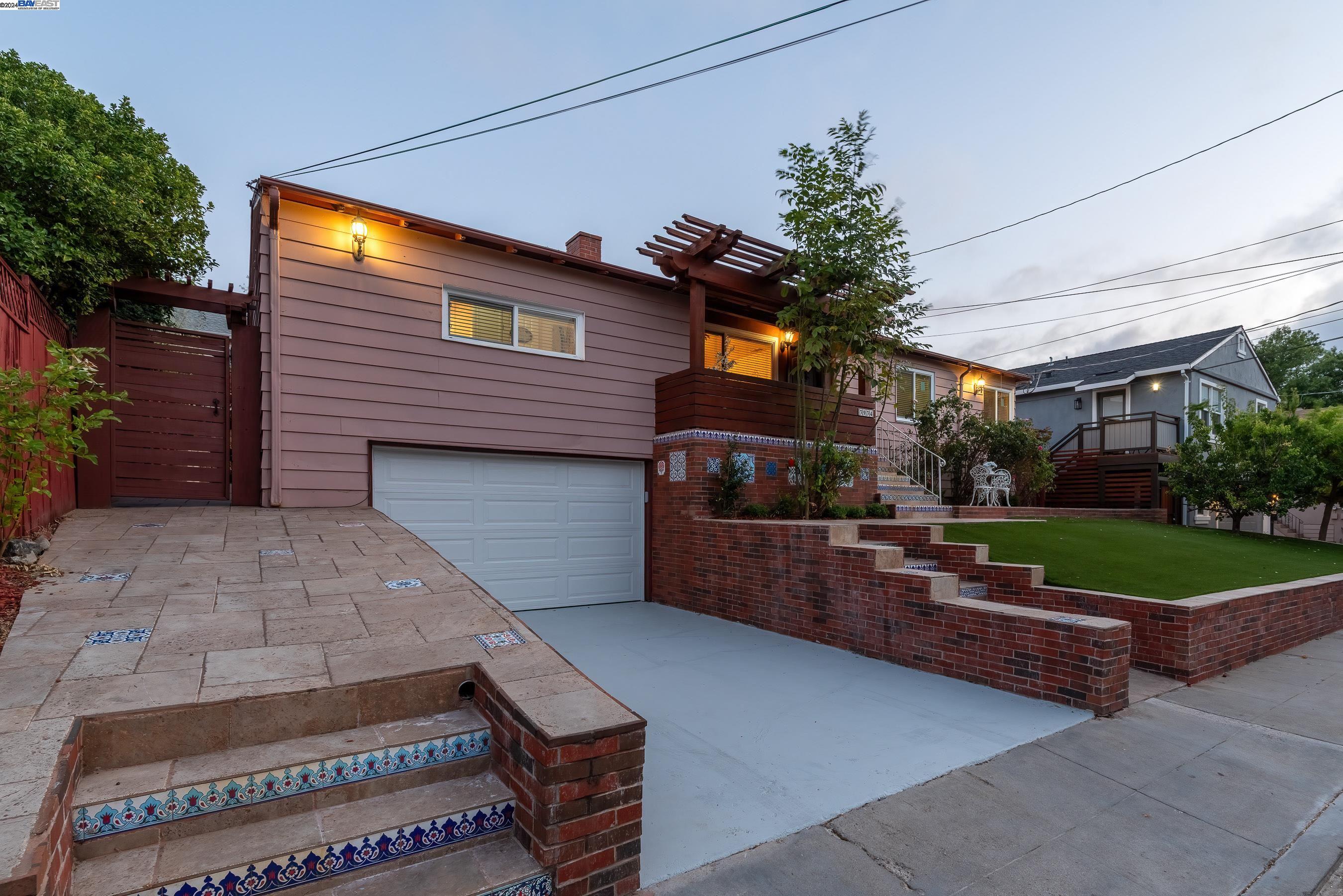 Detail Gallery Image 2 of 48 For 3934 Vineyard Ave, Pleasanton,  CA 94566 - 3 Beds | 2 Baths