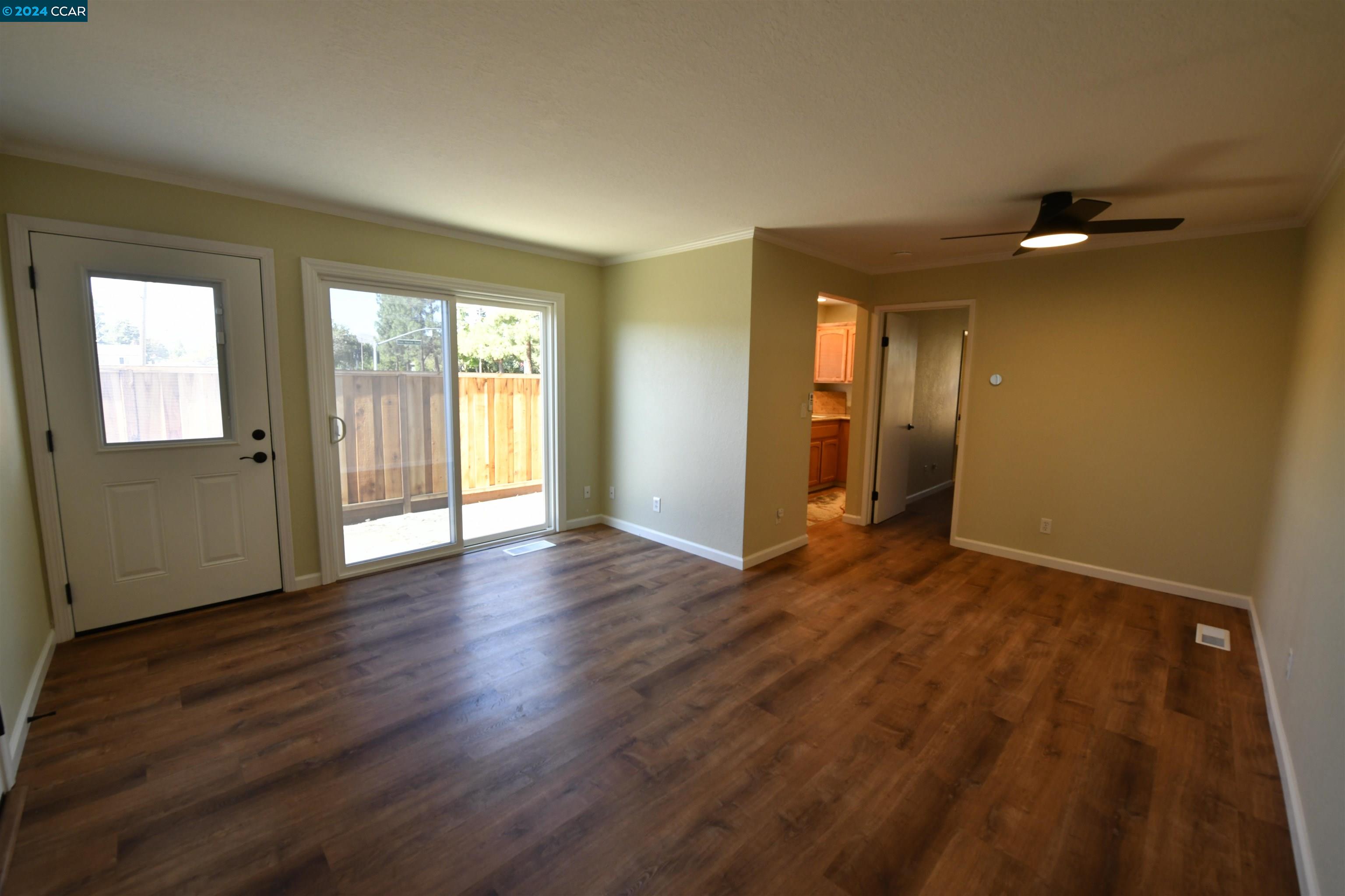 Photo #2: 41073990 Listing 