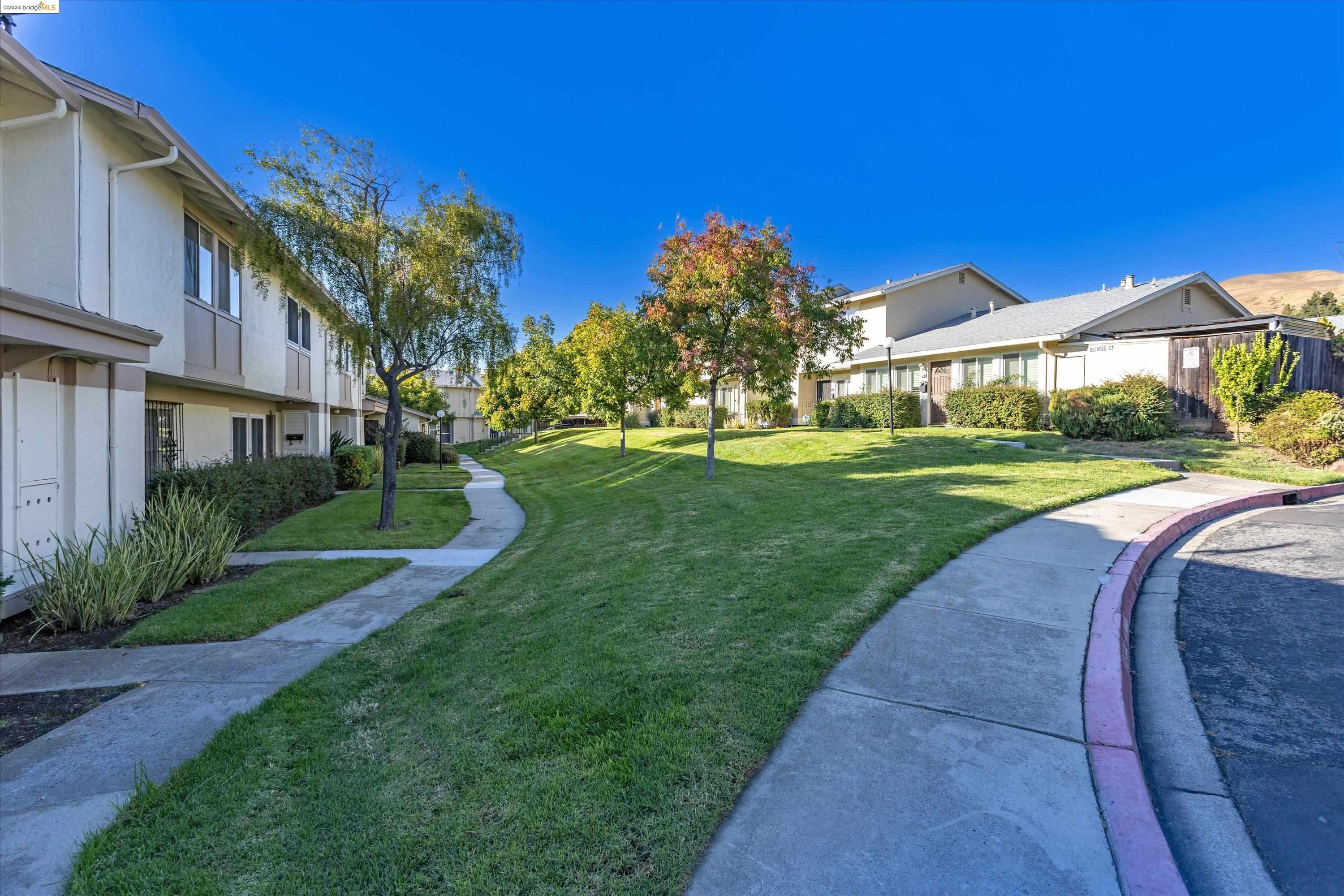 Detail Gallery Image 7 of 33 For 3403 Prince of Wales Ln, San Jose,  CA 95132 - 3 Beds | 1/1 Baths