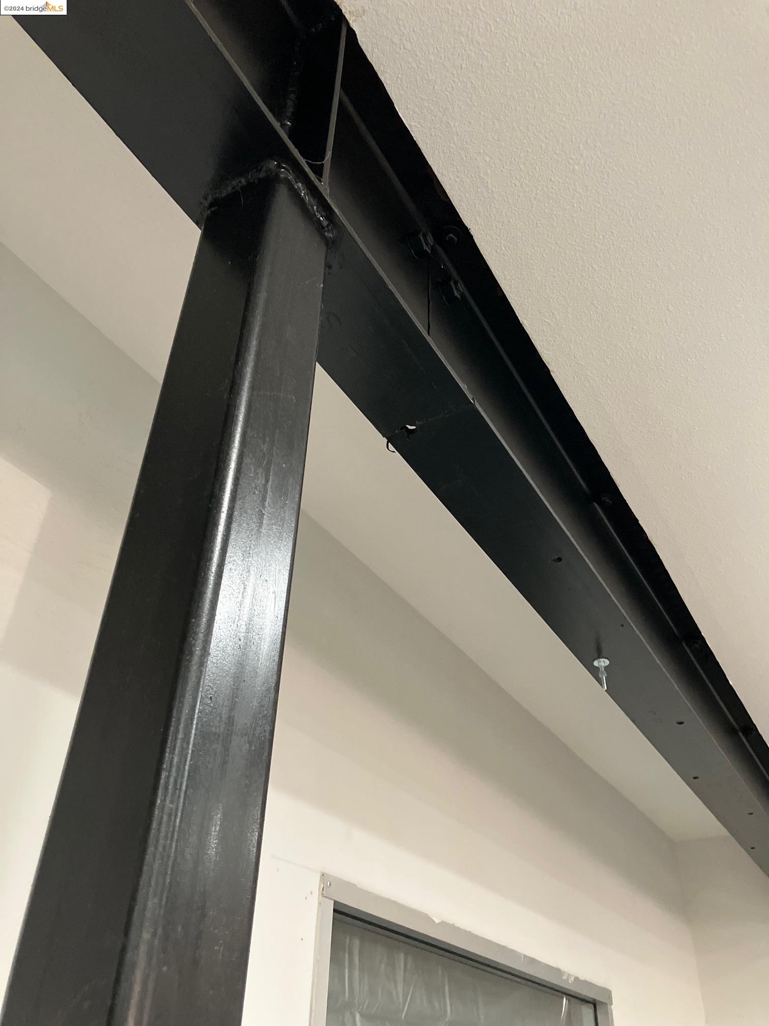 Detail Gallery Image 6 of 15 For 301 8th St, Oakland,  CA 94607 - – Beds | – Baths