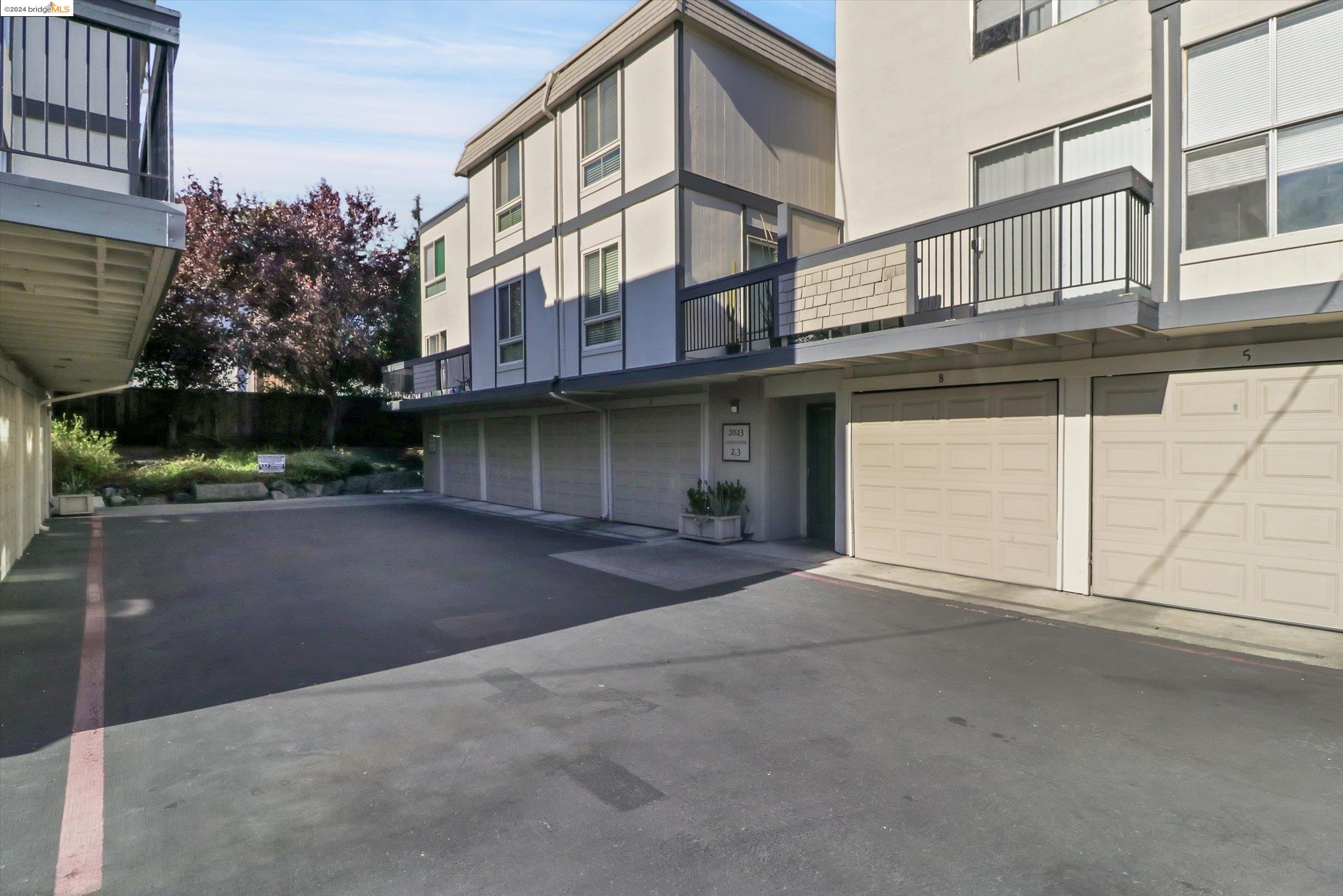 Photo #2: 41074113 Listing 