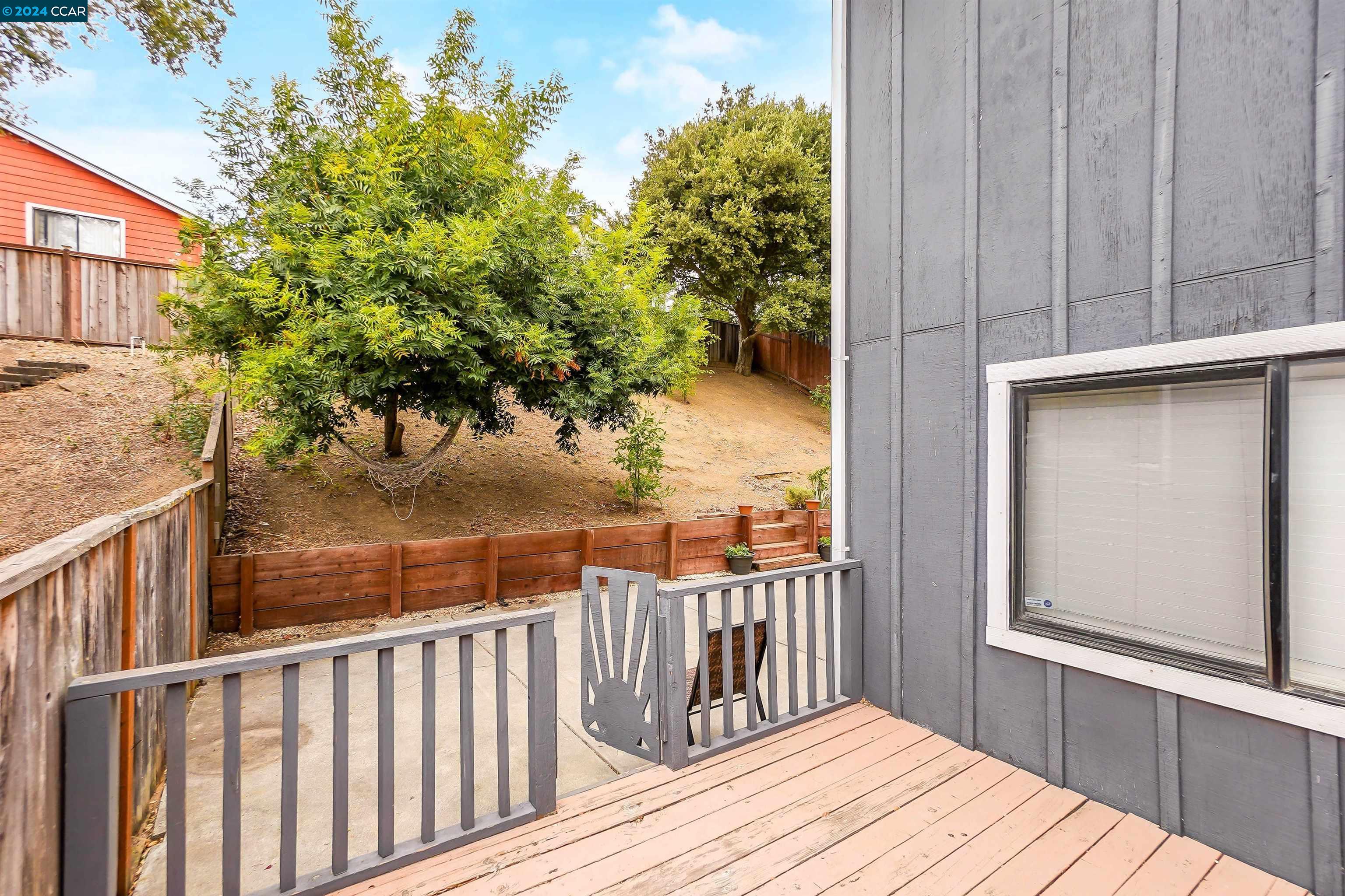 Detail Gallery Image 28 of 30 For 735 Starfish Dr, Vallejo,  CA 94591 - 4 Beds | 2/1 Baths