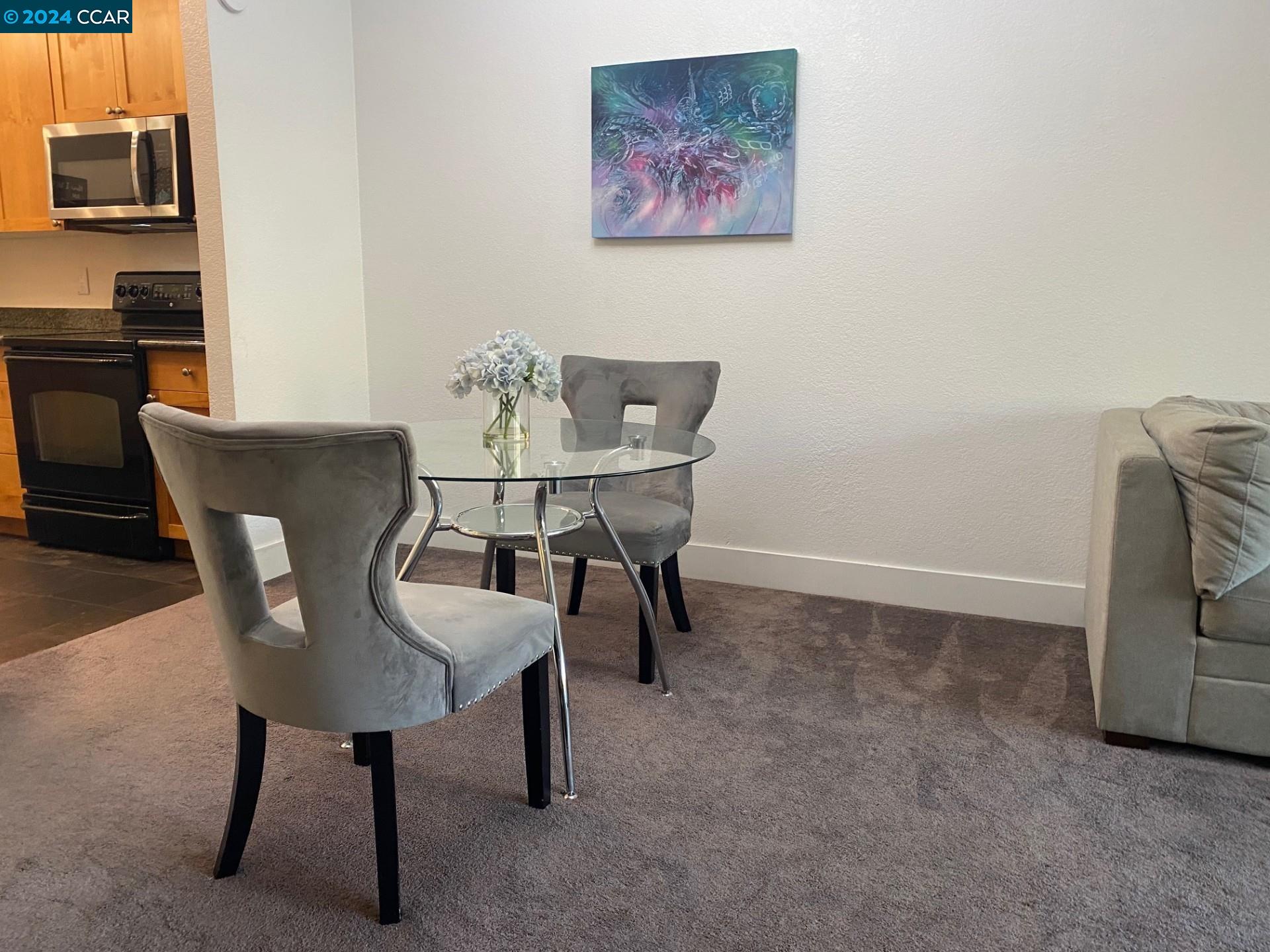 Photo #5: 41074301 Listing 