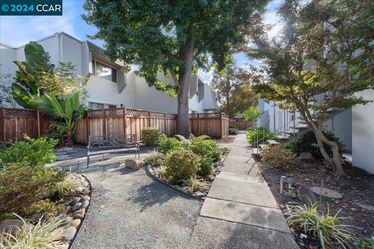 Photo #4: 41074311 Listing 