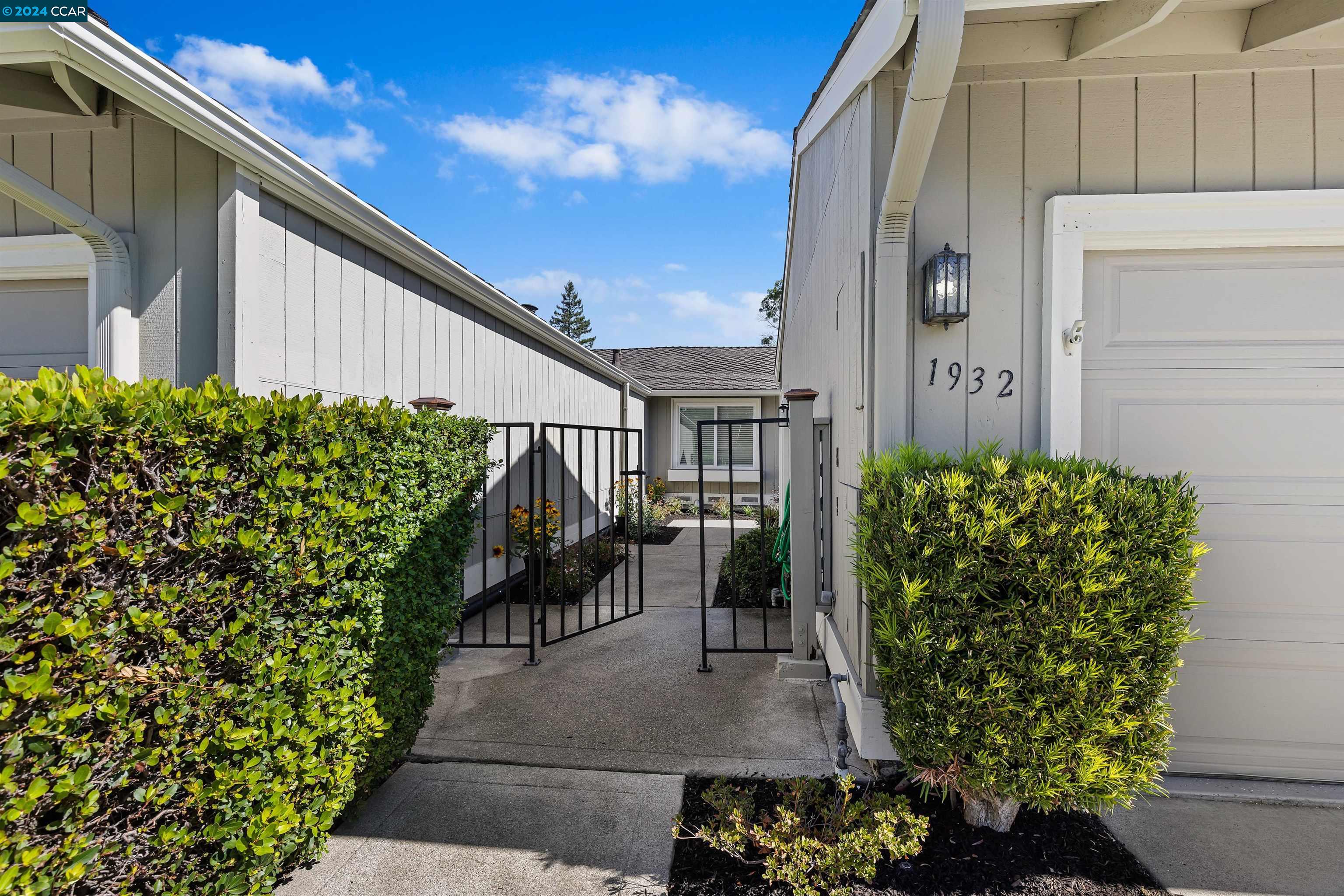 Photo #2: 41074328 Listing 